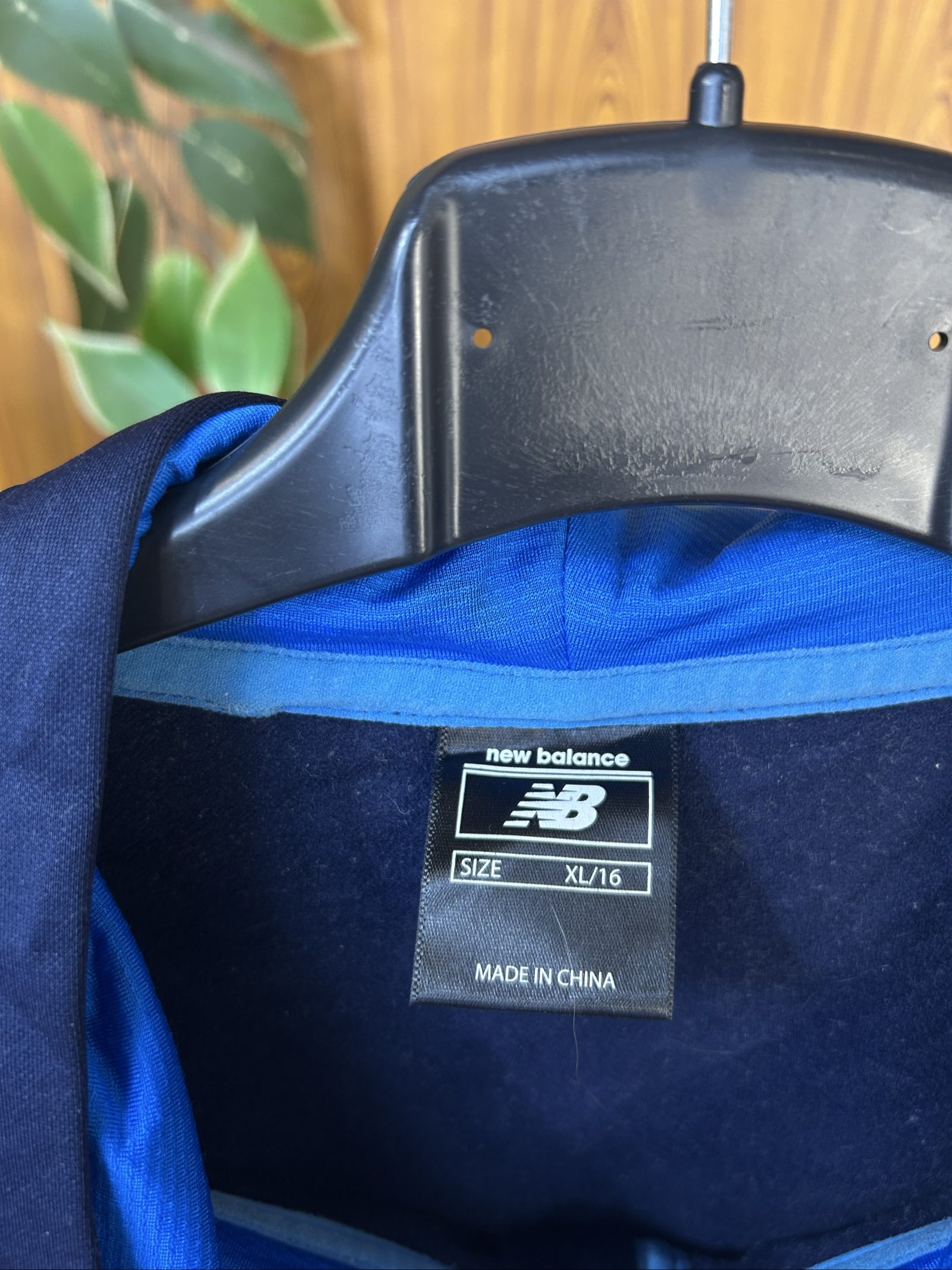 New Balance Navy & Blue Hooded Jacket XL/16 image 4