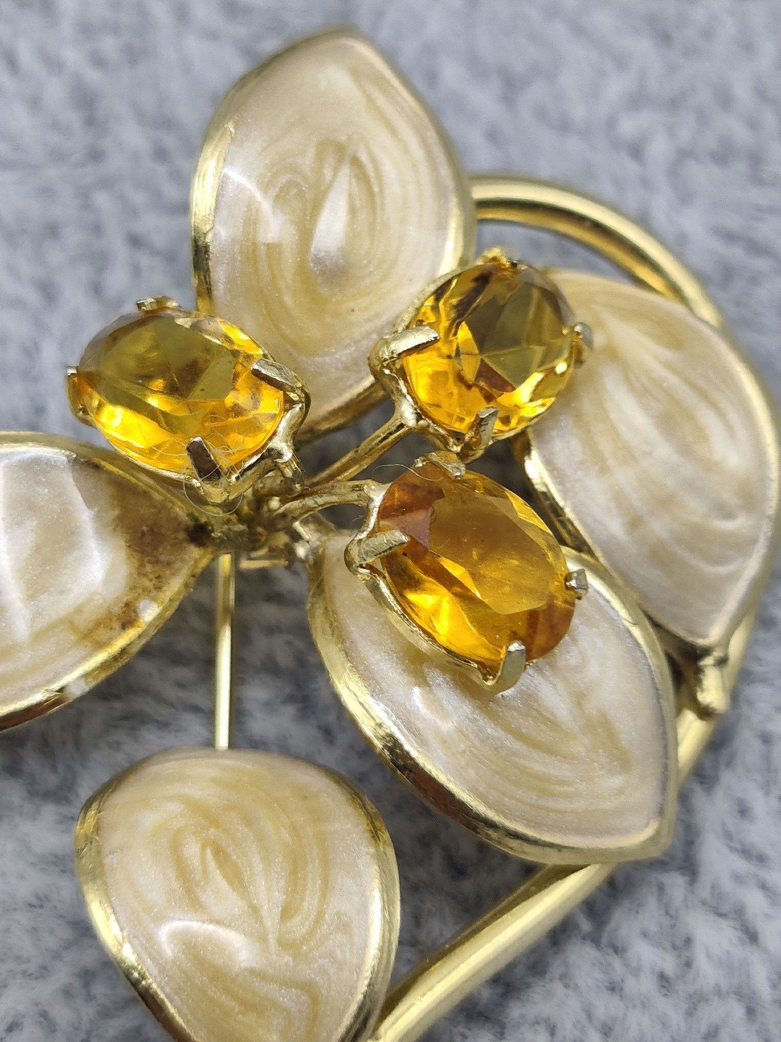 Gold Tone Cream & Amber Floral Leaf Brooch 5 cm image 5