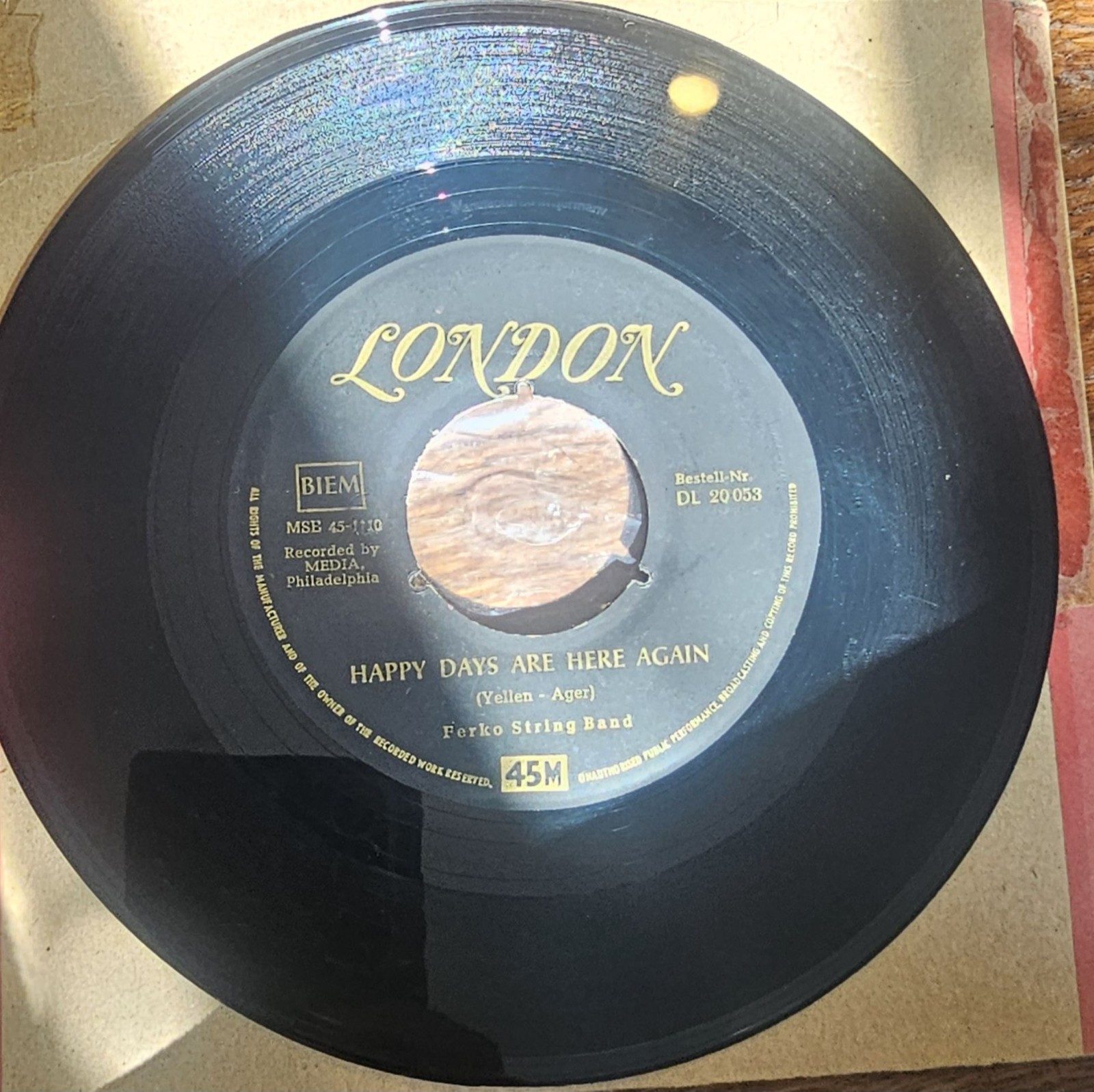 Ferko String Band Happy Days Are Here Again DL 20053Deep In The Heart Of Texas