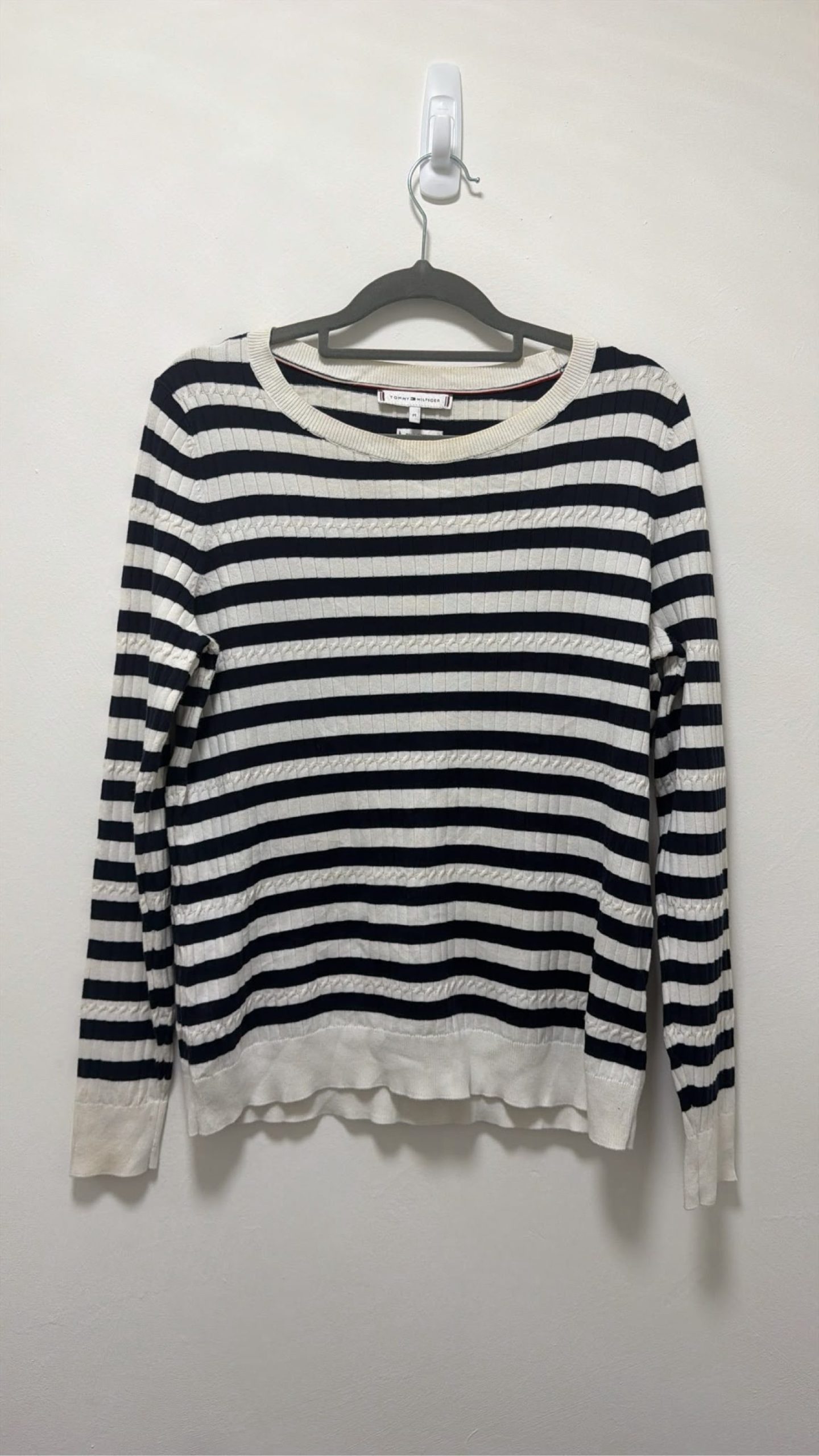 Tommy Hilfiger Women's Navy & White Striped Pima Cotton Sweater Medium