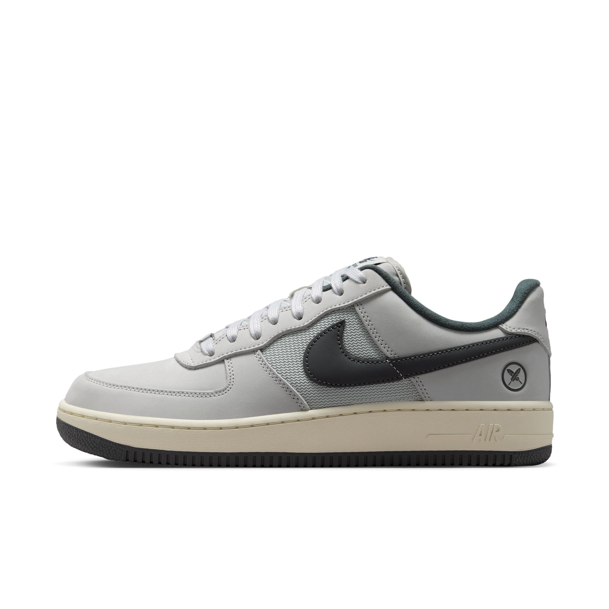 Nike SB Air Force 1 x Yuto "Light Bone and Iron Grey" - Größe 8