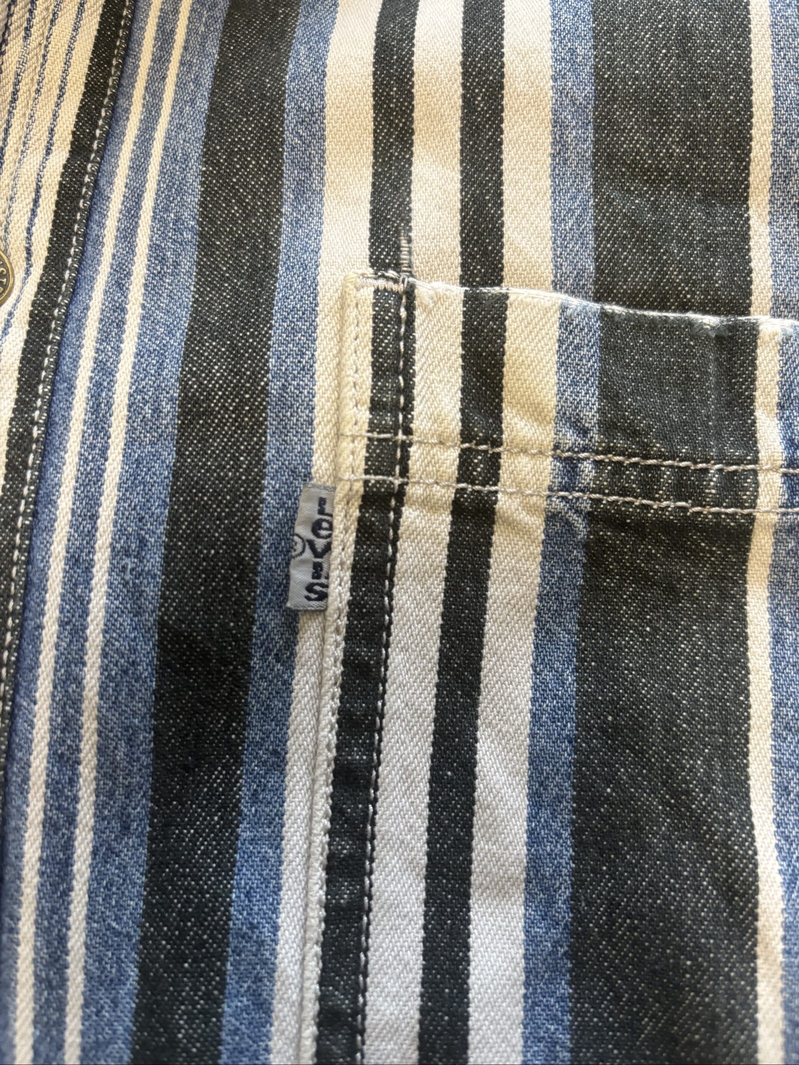 Levi’s vintage 90’s silver label Men's Black, Blue & White Striped Cotton Casual Shirt Large image 2