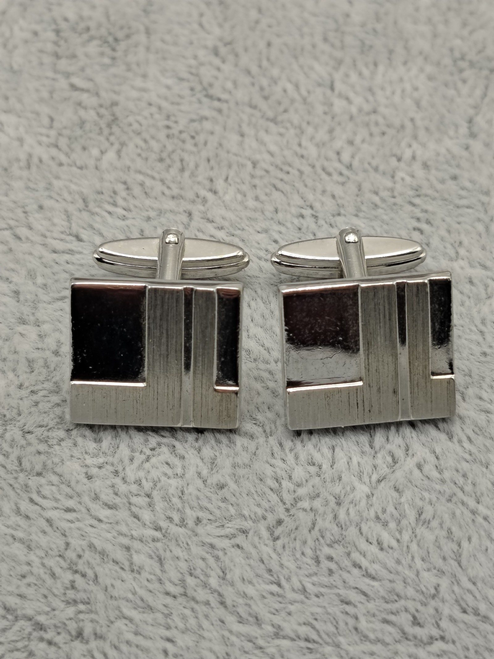 Lanvin Silver Tone Men's Geometric Cufflinks with Gift Box image 3