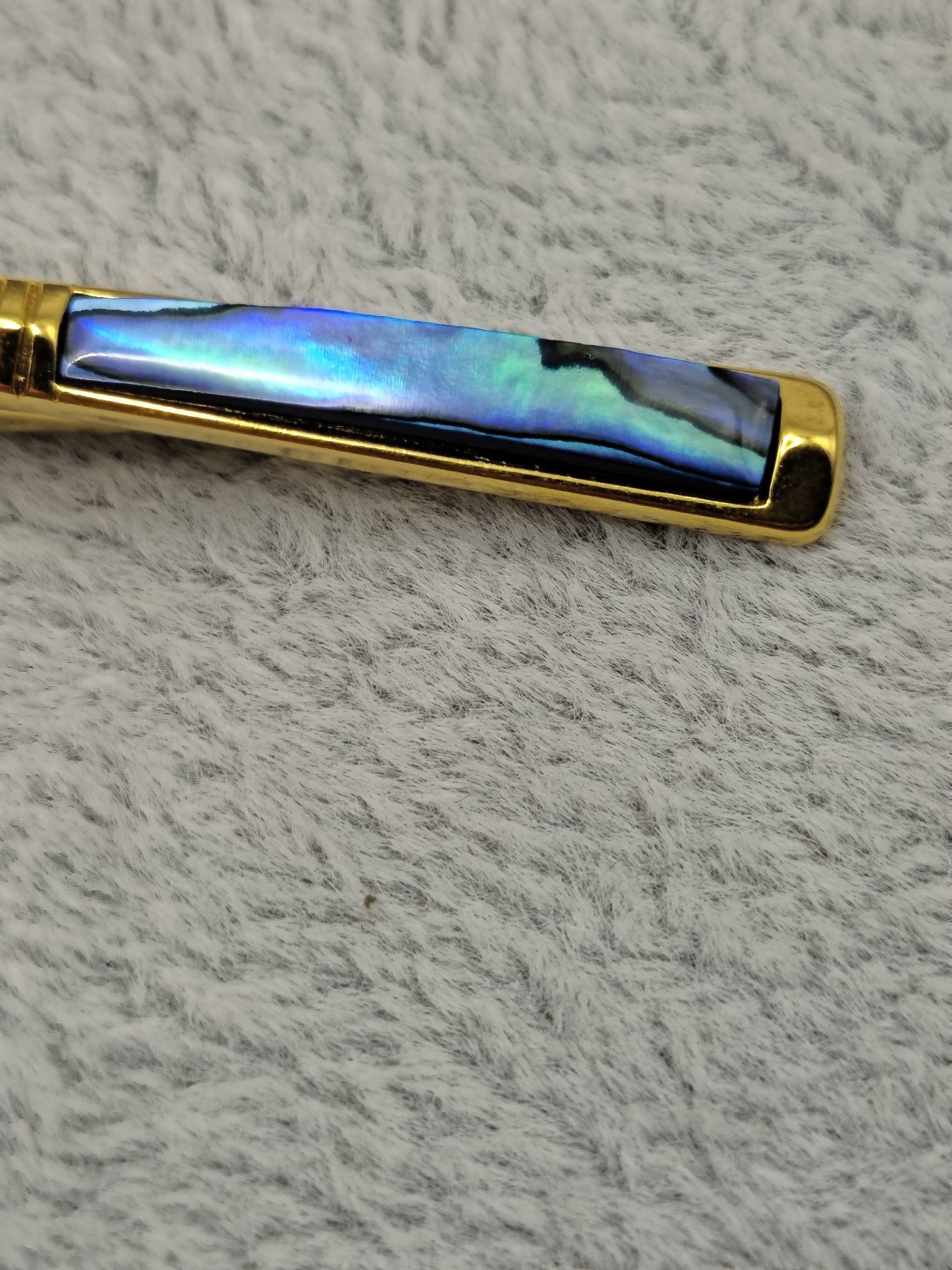 Ariki Gold Plate NZ Paua Tie Clip & Cufflinks Set image 5