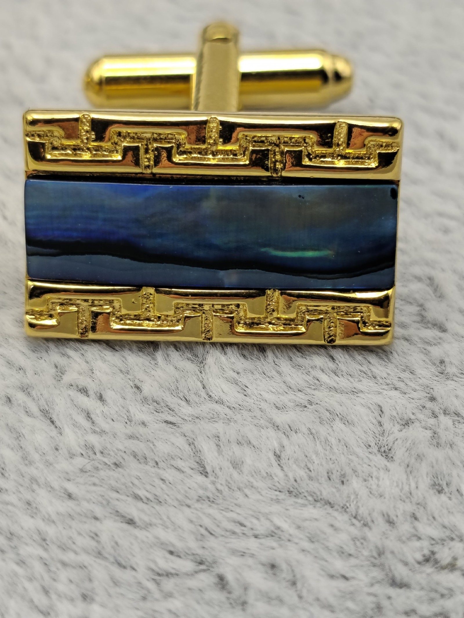 Ariki Gold Plate NZ Paua Tie Clip & Cufflinks Set image 8