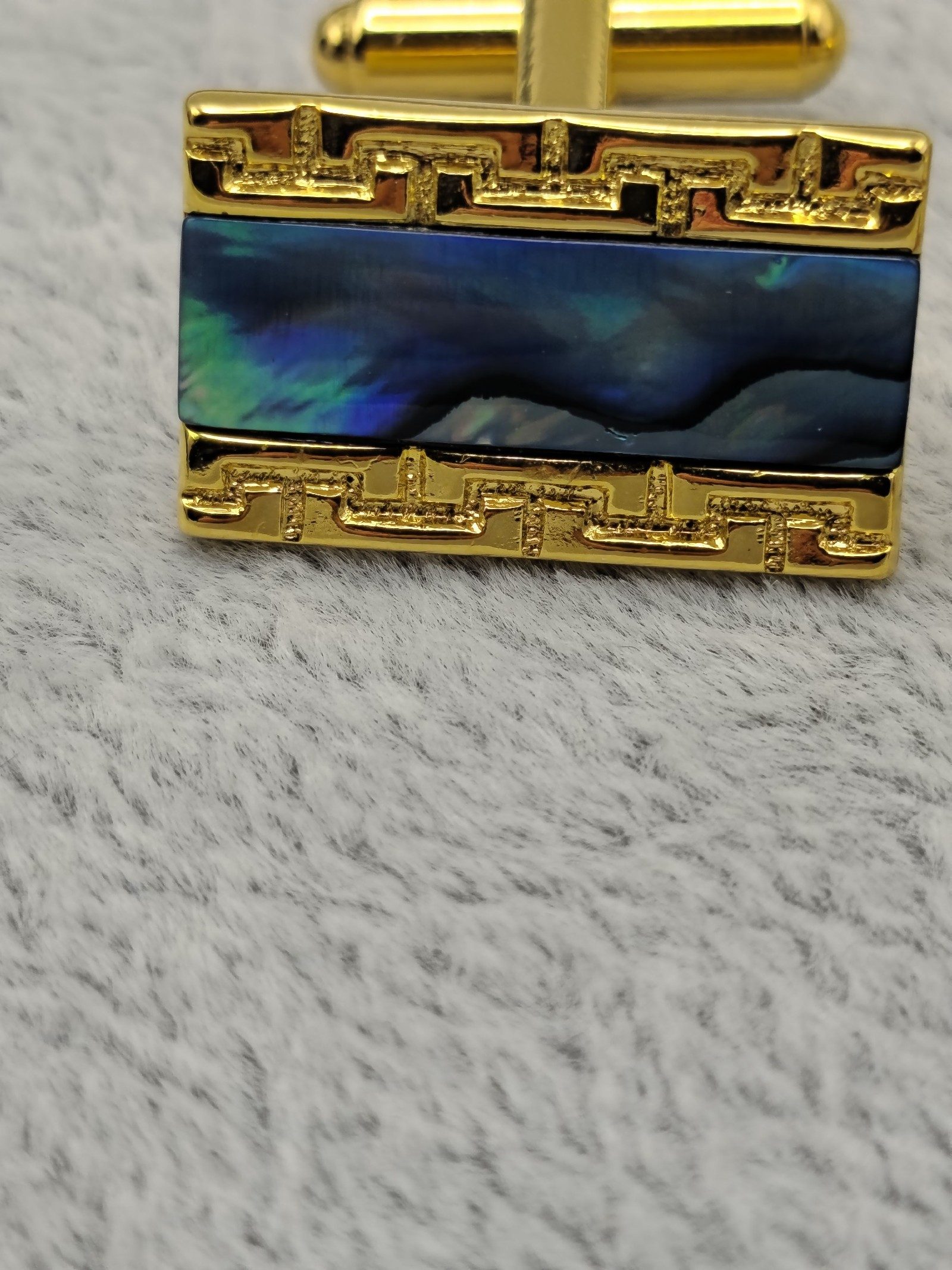 Ariki Gold Plate NZ Paua Tie Clip & Cufflinks Set image 9