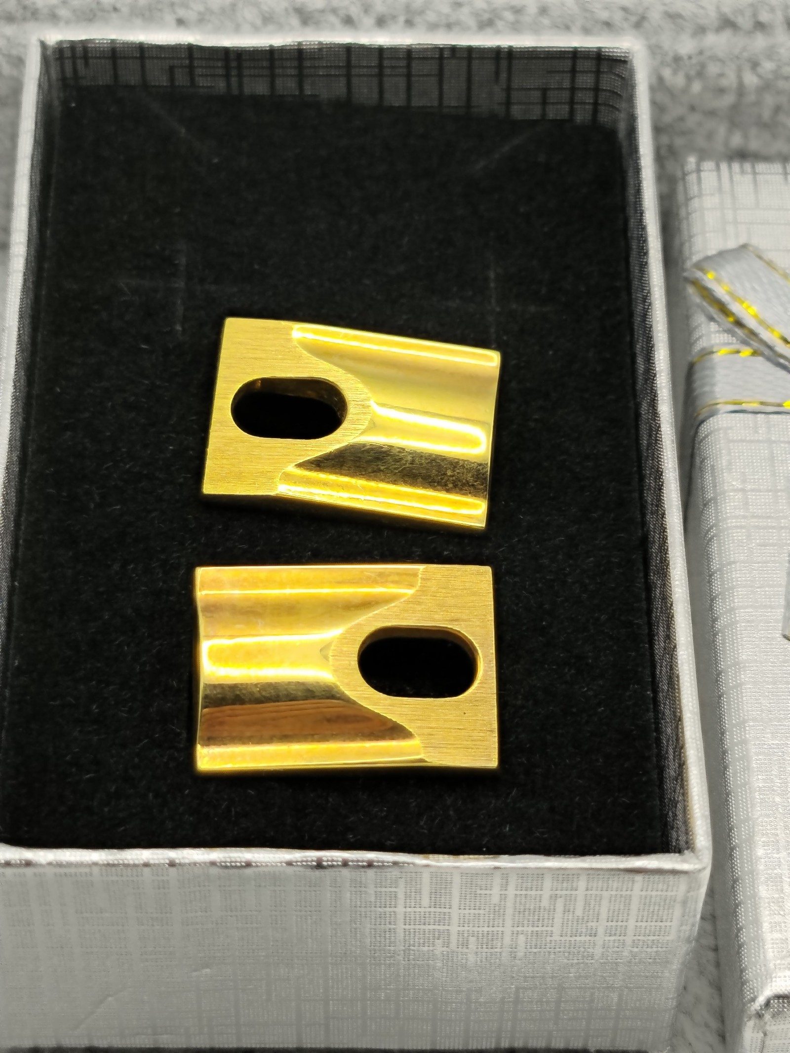 Lanvin Gold Tone Rectangular Cufflinks with Cutout Pattern image 2