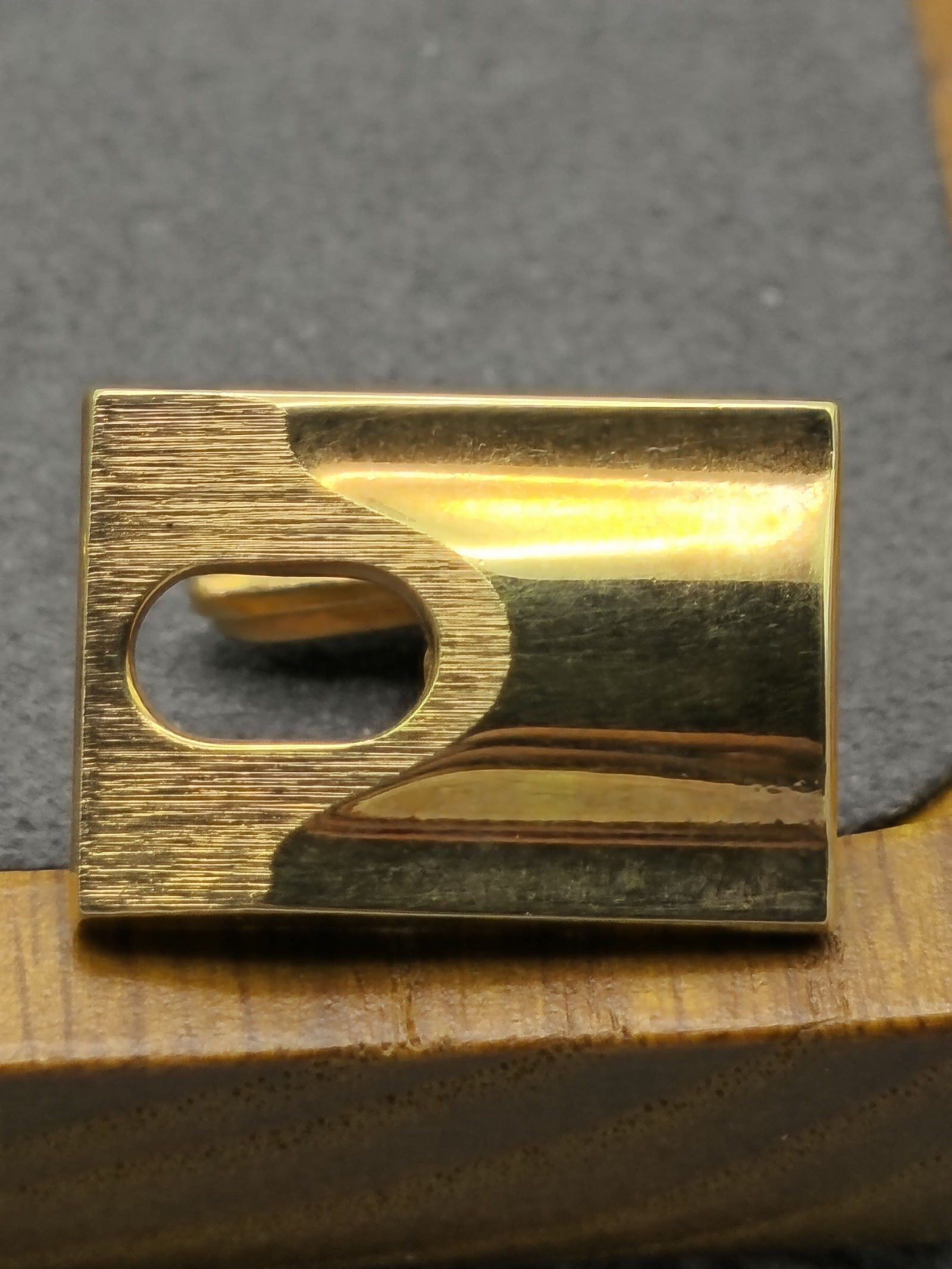 Lanvin Gold Tone Rectangular Cufflinks with Cutout Pattern image 6
