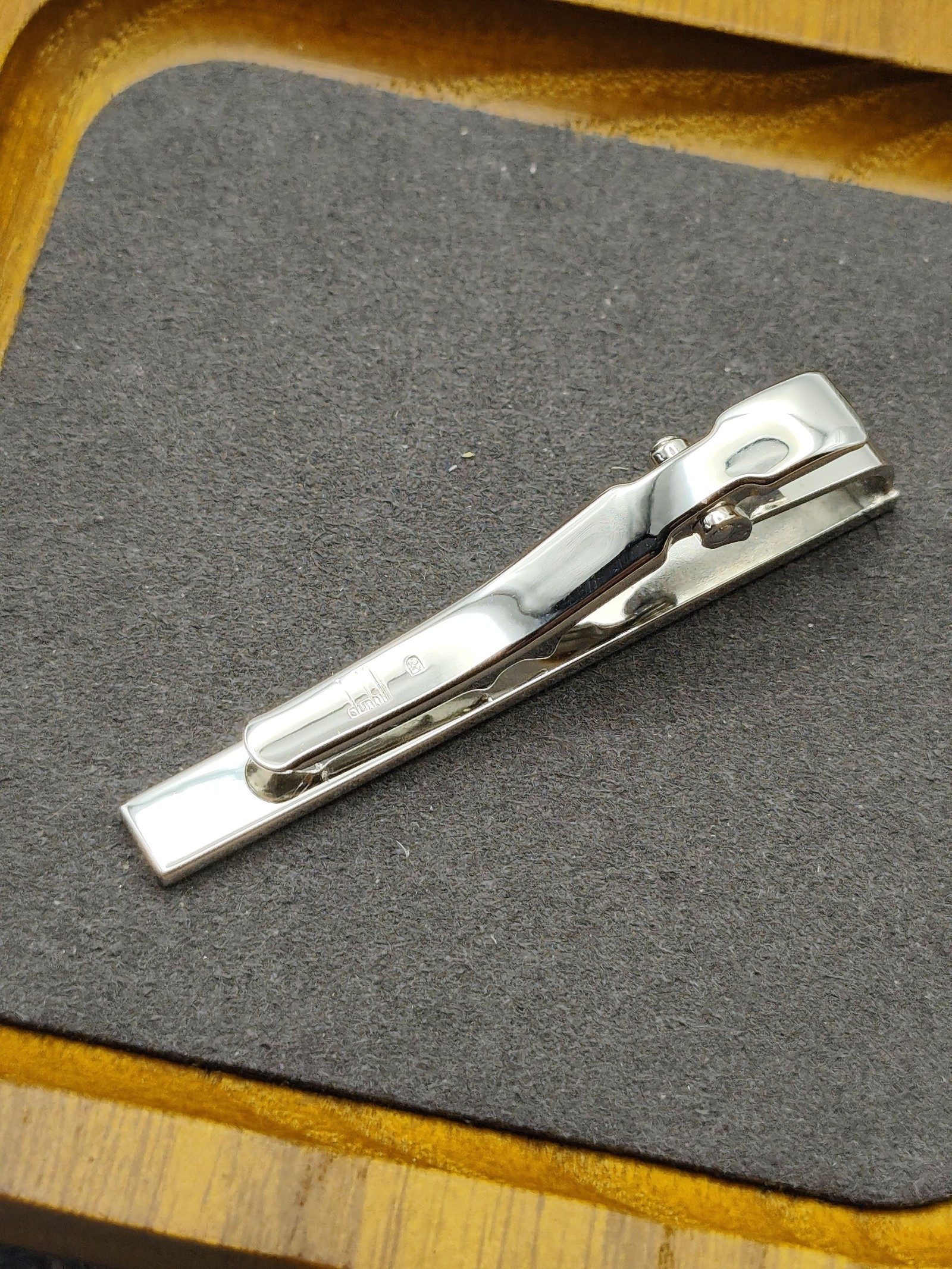 Dunhill Silver & Gold Men's Tie Clip image 8