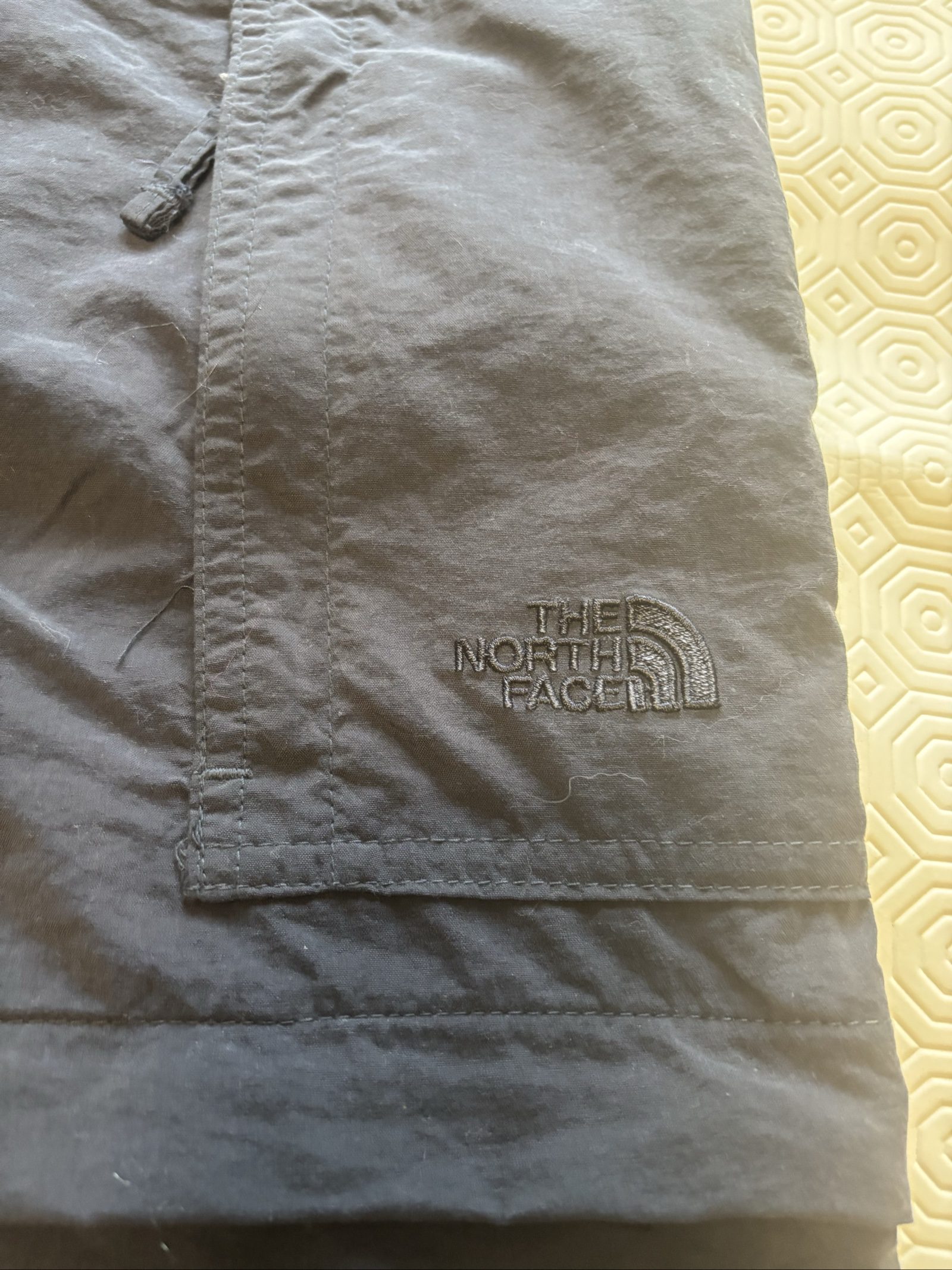 The North Face Men's Navy Zip-Off Cargo Trousers Large image 2