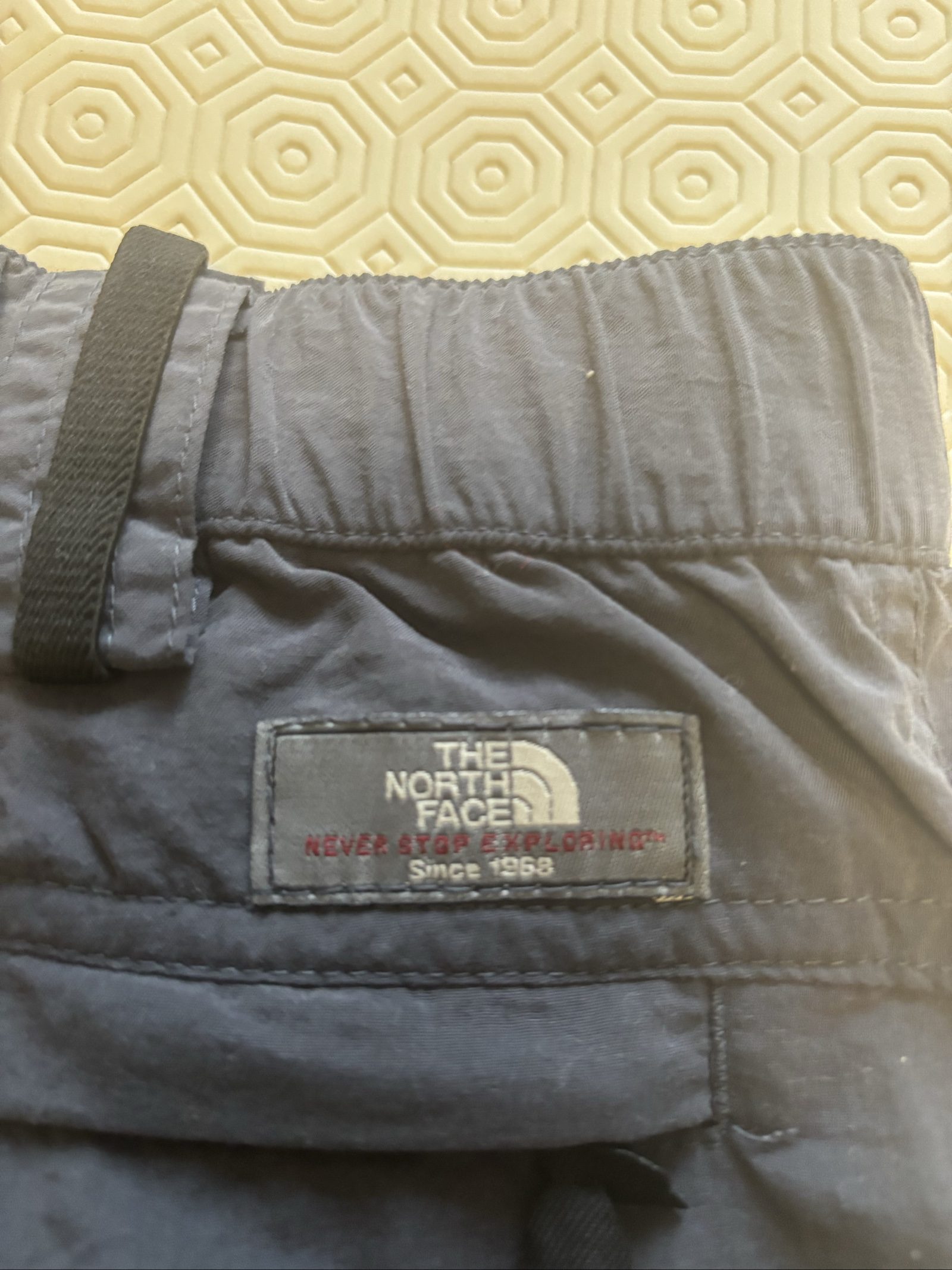 The North Face Men's Navy Zip-Off Cargo Trousers Large image 9