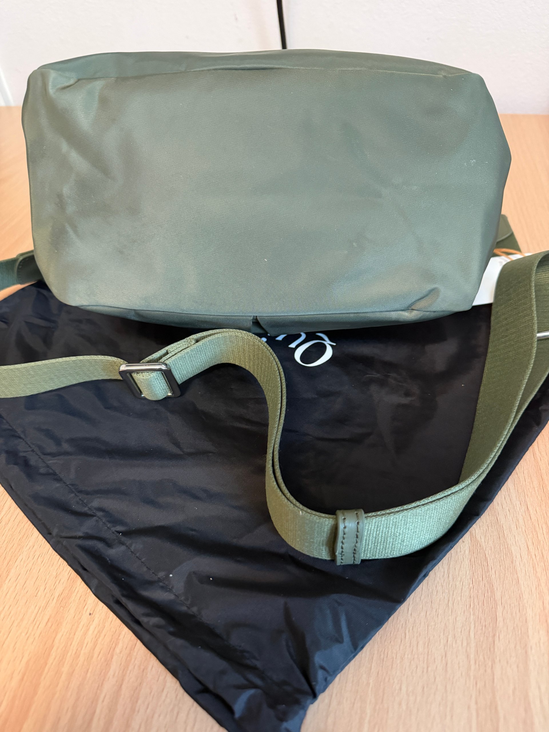 Quince NWT Revive Nylon Foldover Crossbody bag image 6