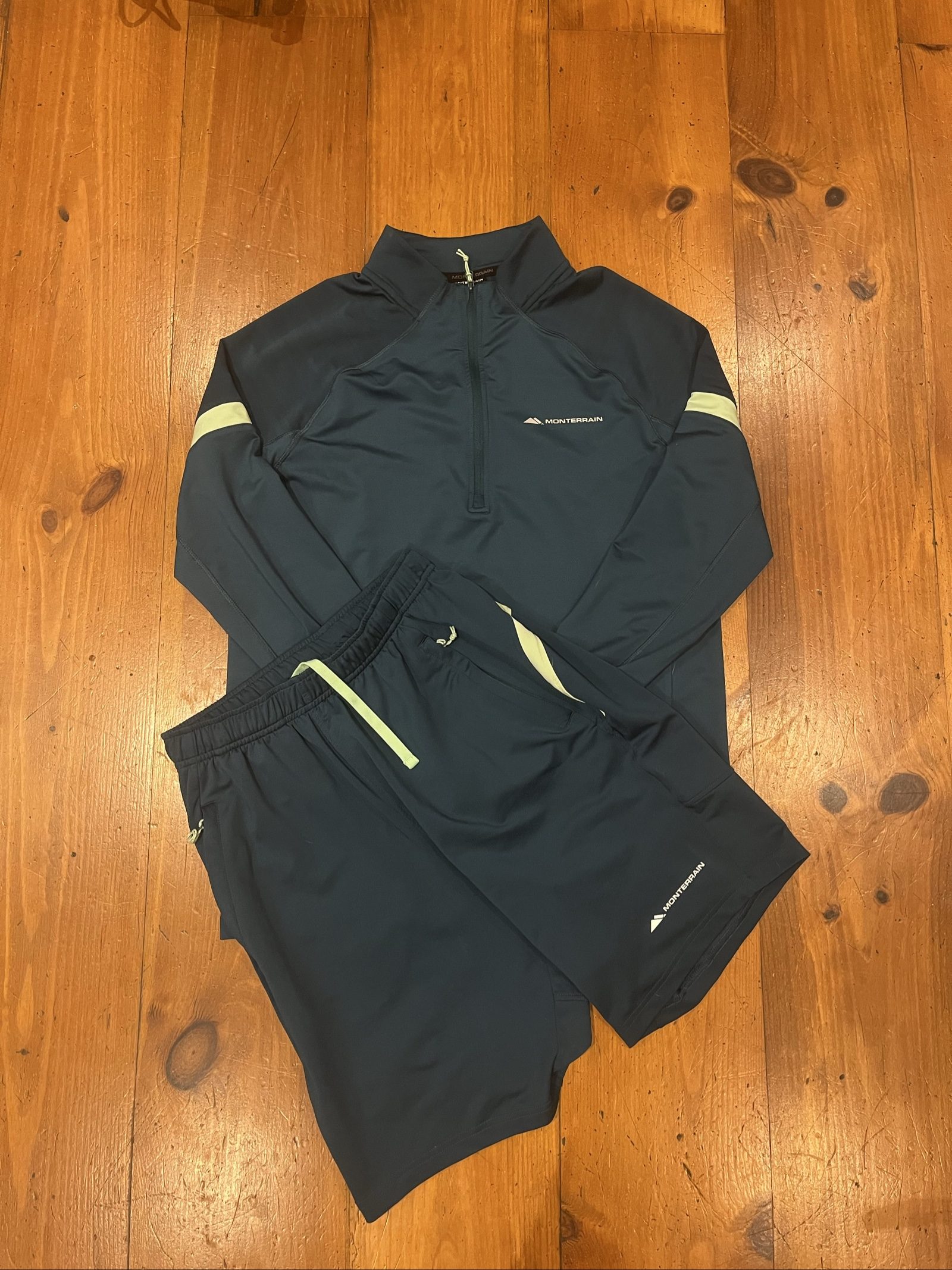Monterrain Navy & Beige Men's Sportswear Set S/SM