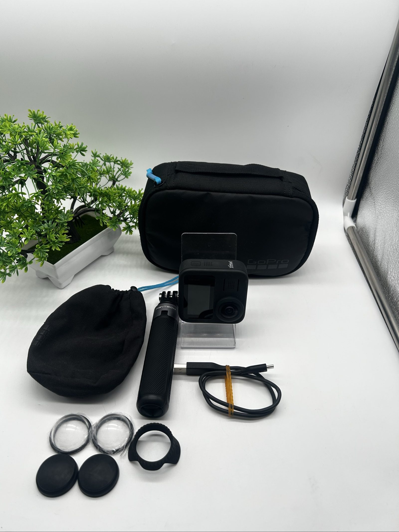 GoPro MAX 360 5.6K – Action Cam 360° + Accessori – Eccellenti Condizioni