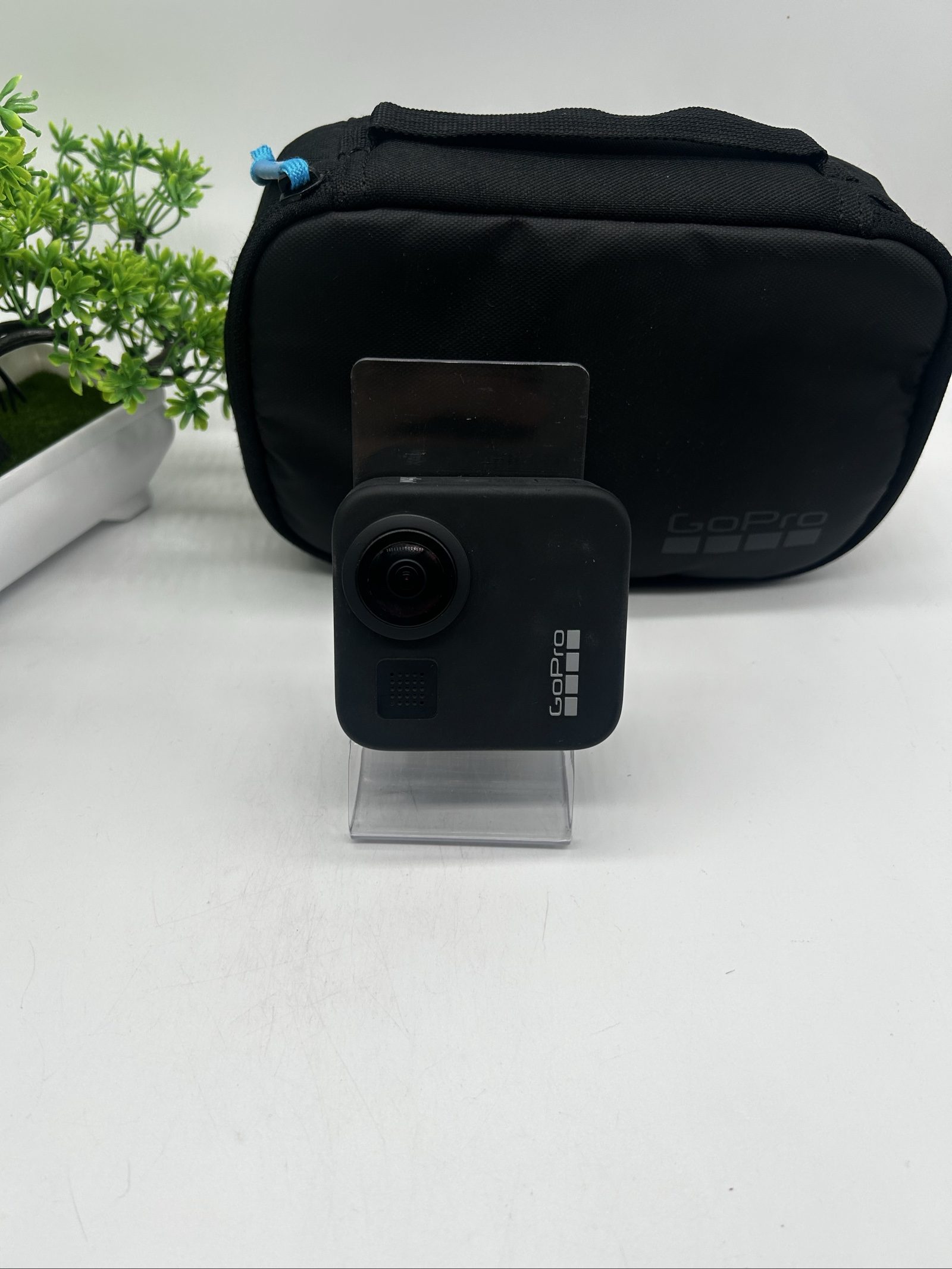 GoPro MAX 360 5.6K – Action Cam 360° + Accessori – Eccellenti Condizioni image 4