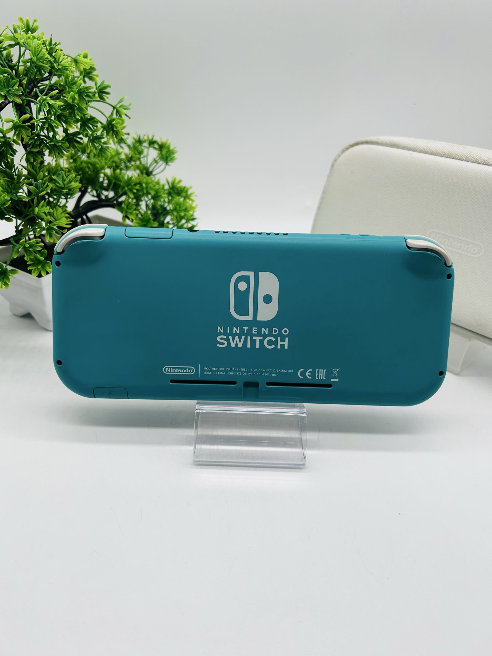 Nintendo Switch Lite Turchese + Custodia + Cavo USB – Ottime Condizioni image 8