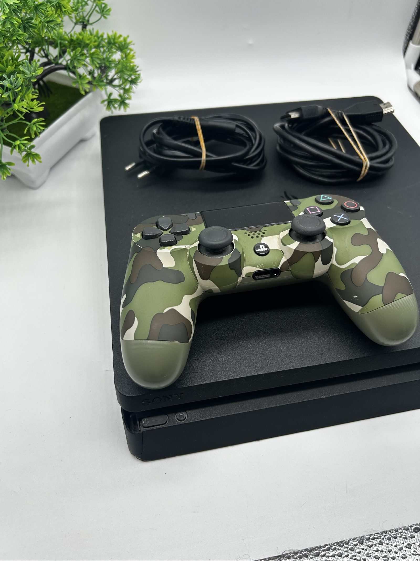 PS4 Slim 500GB Firmware 12.00 + Controller Originale – Lettore Difettoso image 2