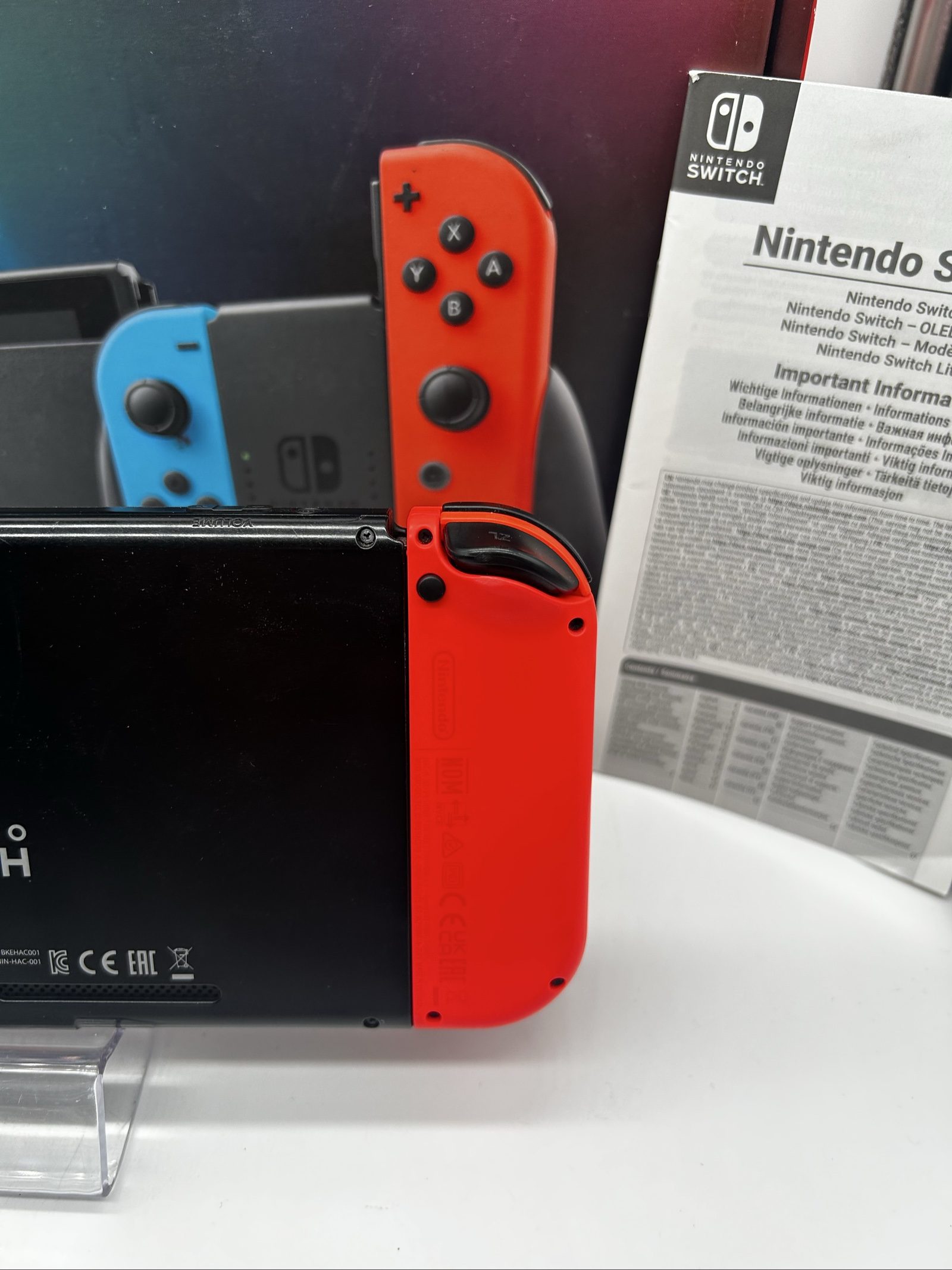 Nintendo Switch V2 Blu/Rossa + Scatola +SD 32GB – Accessori Originali-Eccellente image 10