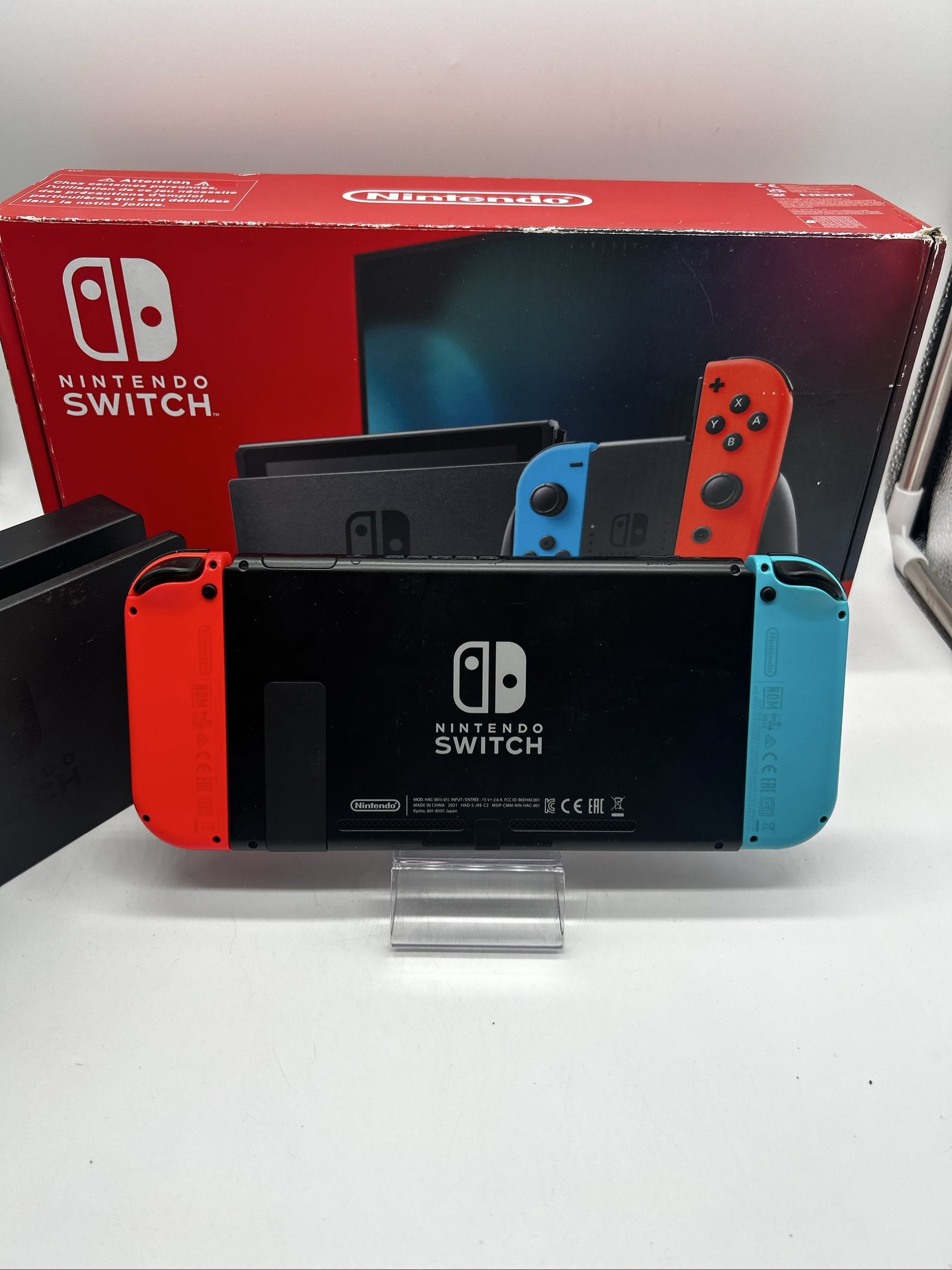 Nintendo Switch V2 Blu/Rossa + Scatola +SD 64GB – Accessori Originali-Eccellente image 9