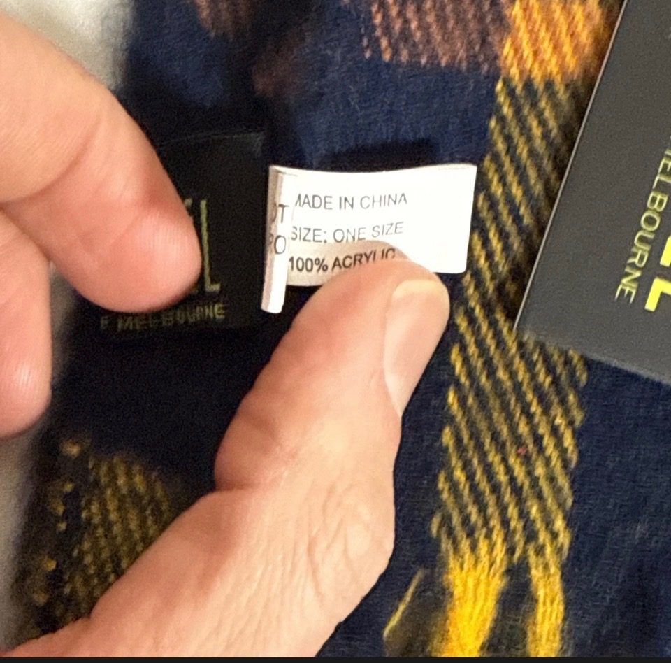 New With Tags West Coast Eagles AFL Scarf Blue Yellow Retro Tartan Avenel Acrylic image 4