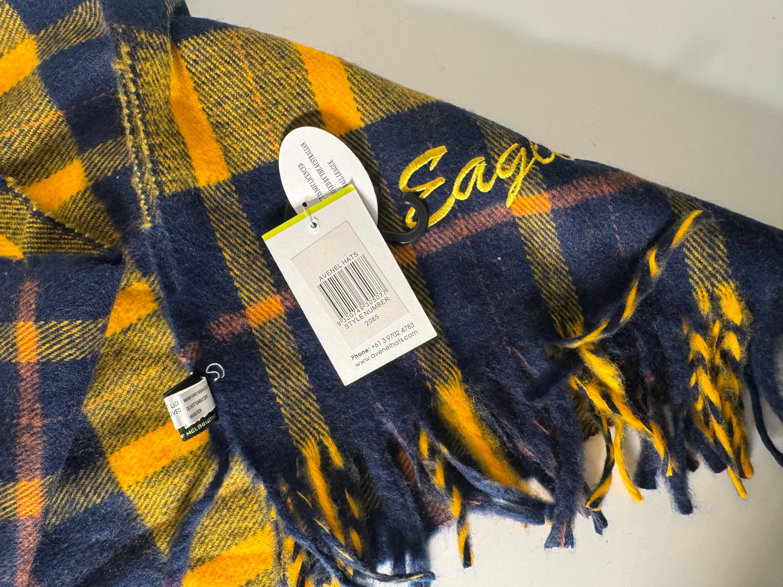 New With Tags West Coast Eagles AFL Scarf Blue Yellow Retro Tartan Avenel Acrylic image 7
