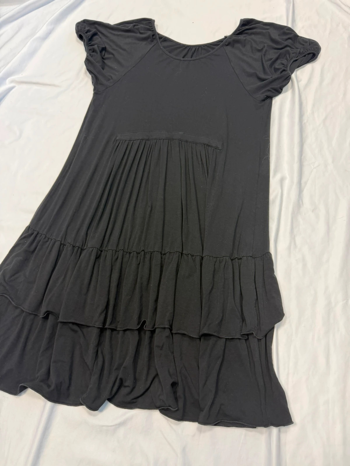 Vintage black plissed lightweight dress image 3