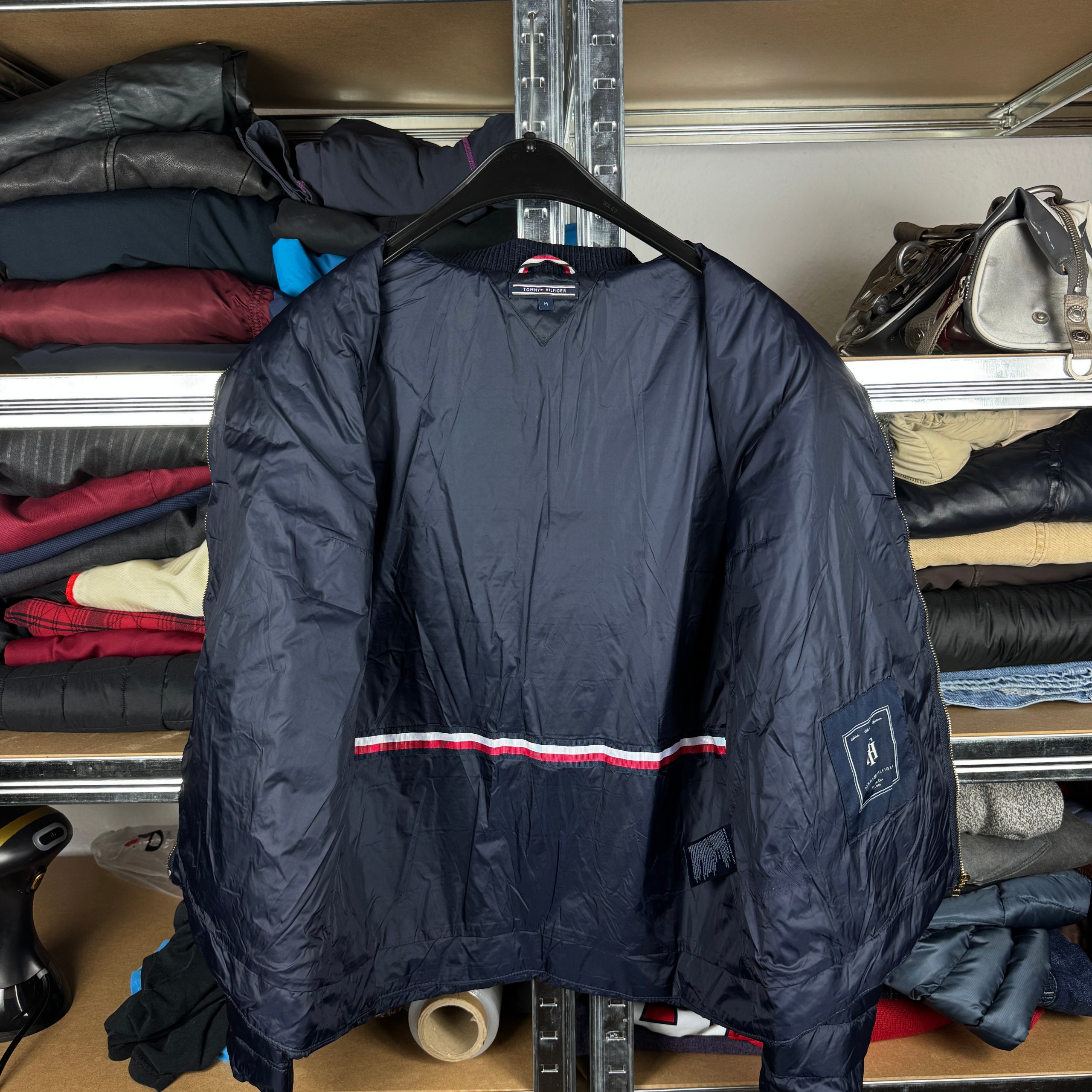 Women`s Tommy Hilfiger Navy Light Puffer Bomber Down Jacket Size M image 3