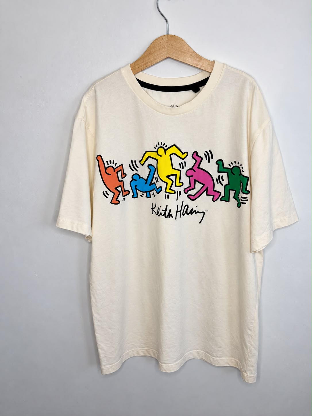 Keith Haring Graphic T-Shirt Cream Size S Dancing Figures Art Tee