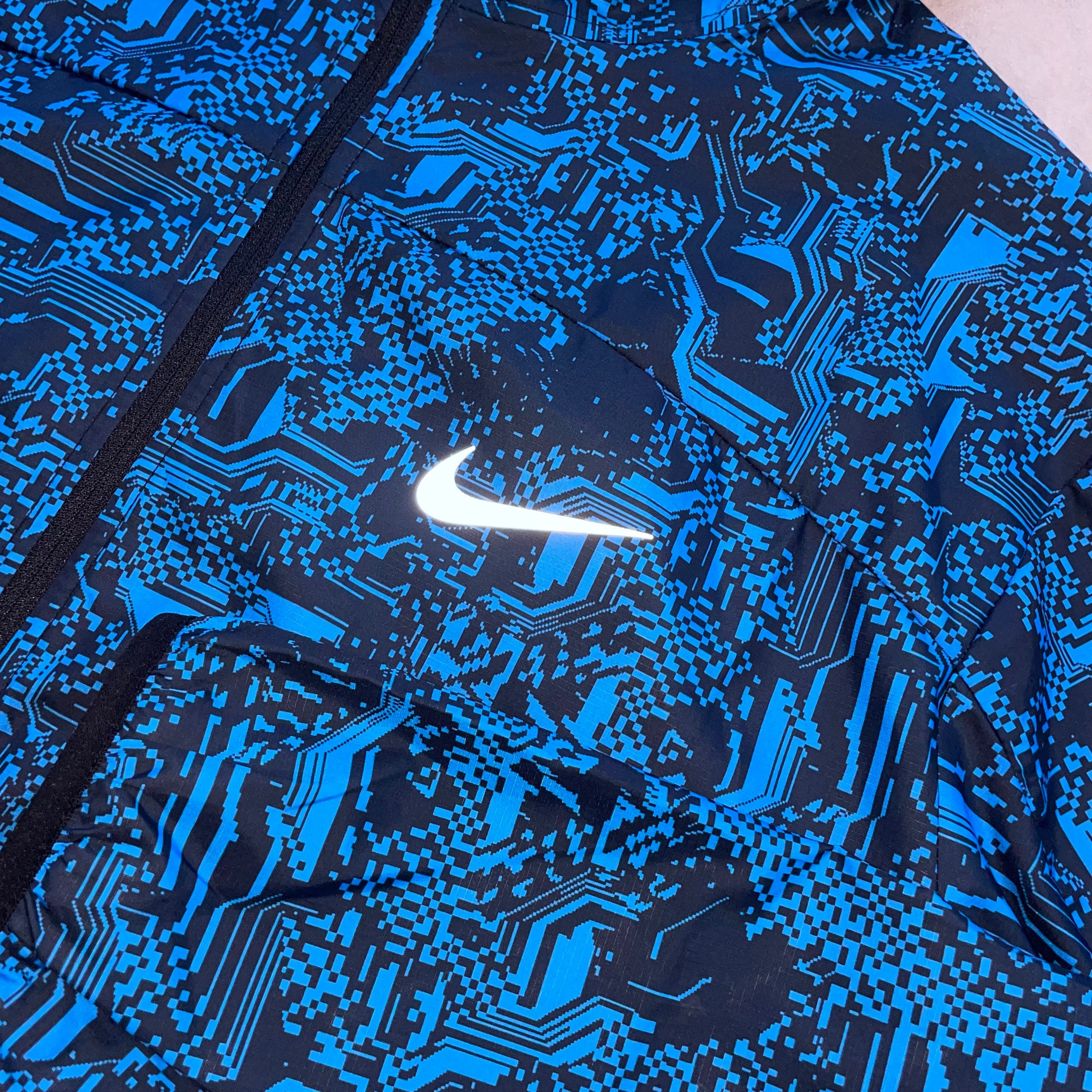 Nike Digital Windbreaker Jacket "Blue,Black" (XL) image 3