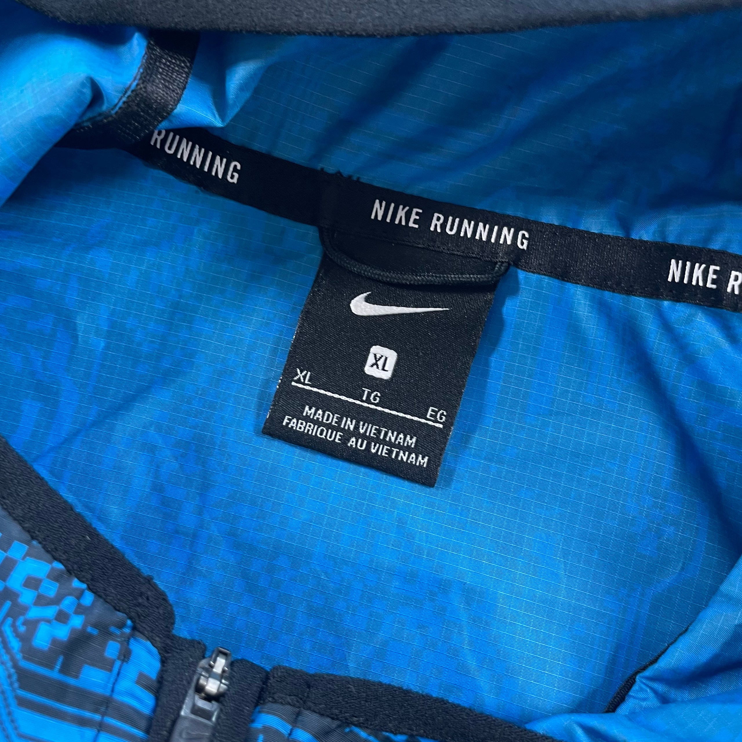Nike Digital Windbreaker Jacket "Blue,Black" (XL) image 5