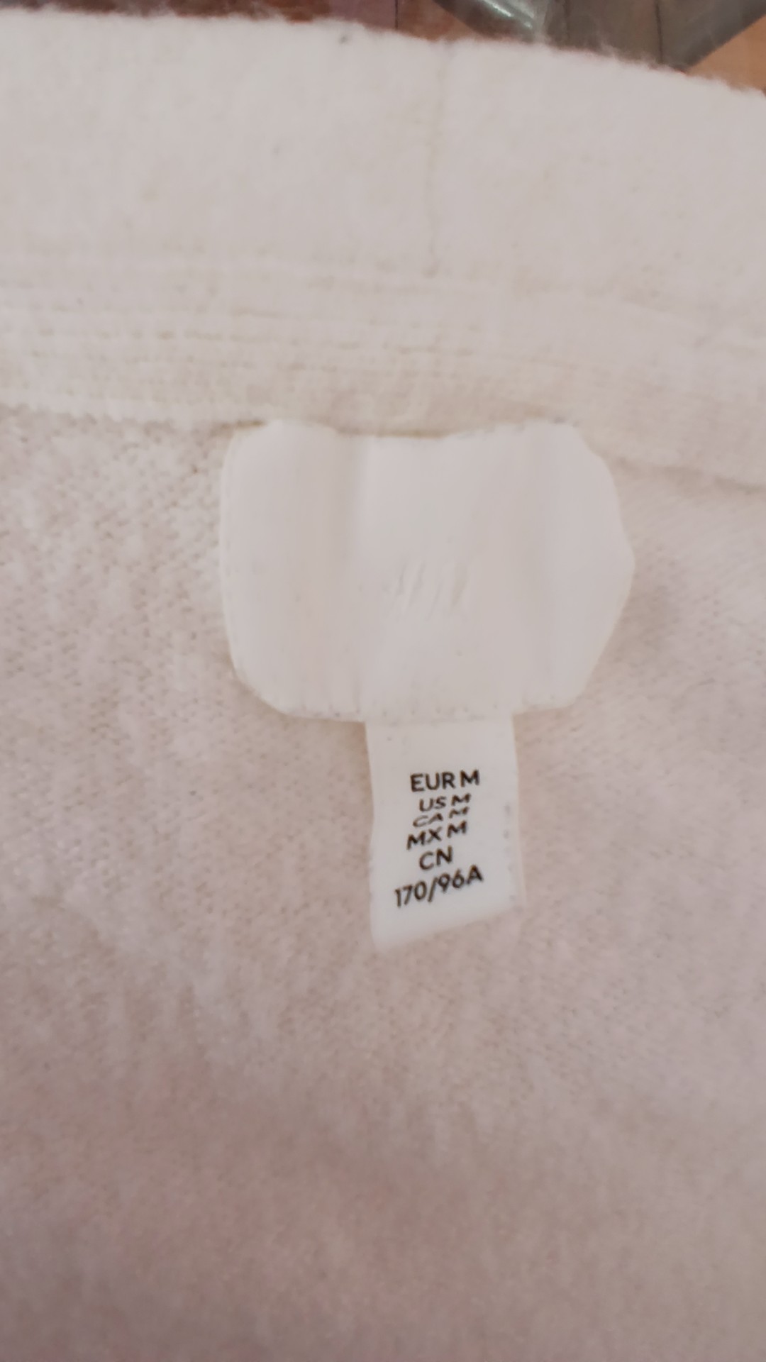 H&M White V-Neck Acrylic Blend Sweater Medium image 4