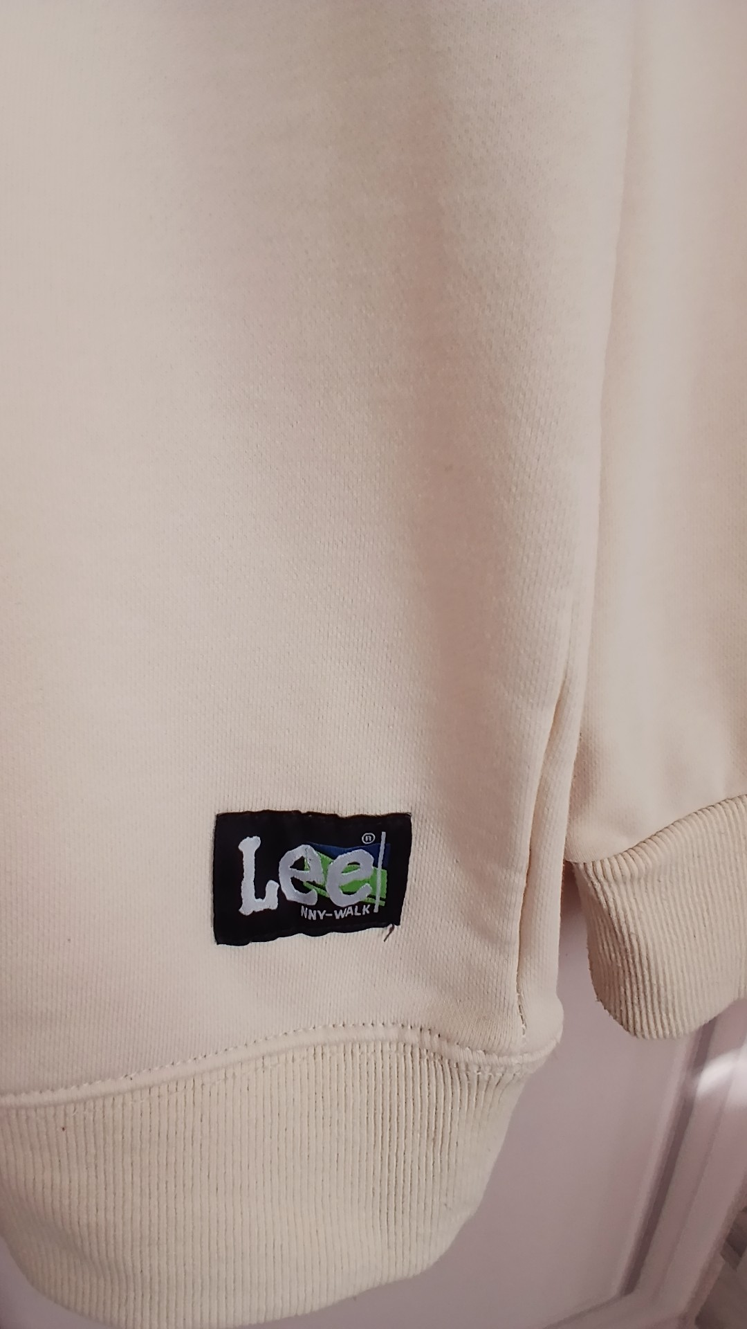 Cream Bear Graphic Sweatshirt Medium Cotton image 3