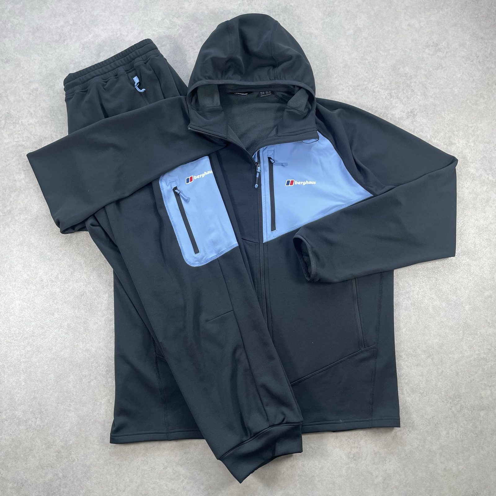 Berghaus Pavey Jacket and Bottoms Set “Black,Blue” (XXL,XL)