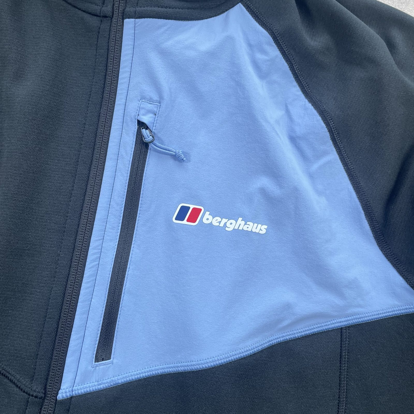 Berghaus Pavey Jacket and Bottoms Set “Black,Blue” (XXL,XL) image 4