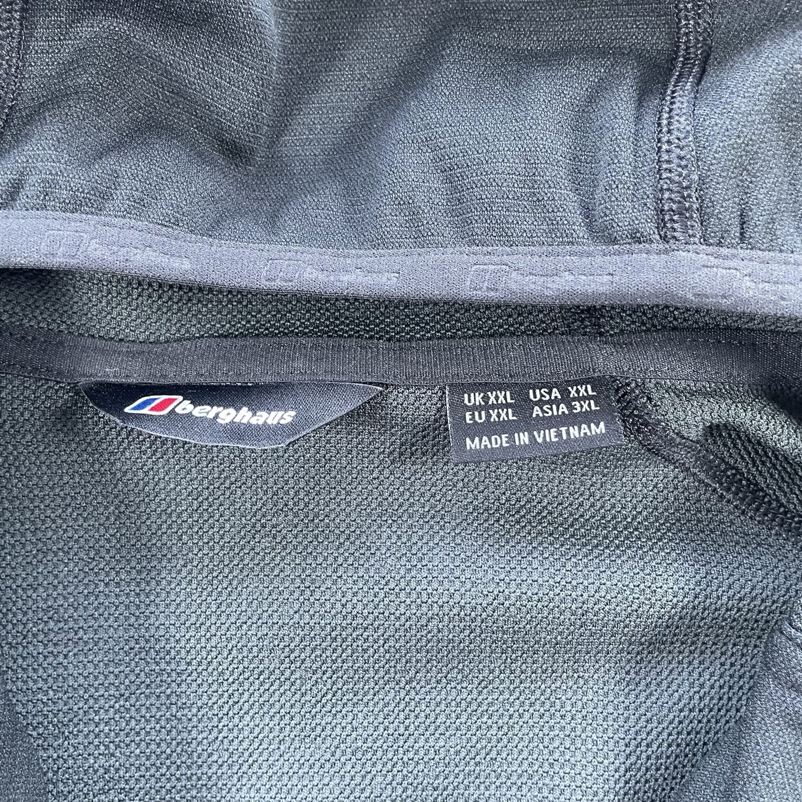 Berghaus Pavey Jacket and Bottoms Set “Black,Blue” (XXL,XL) image 10