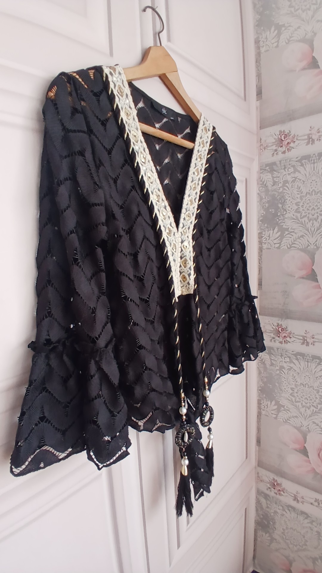 H&L Black Embroidered Decorative Tassel Gold Sequin Sheer Top Medium image 5