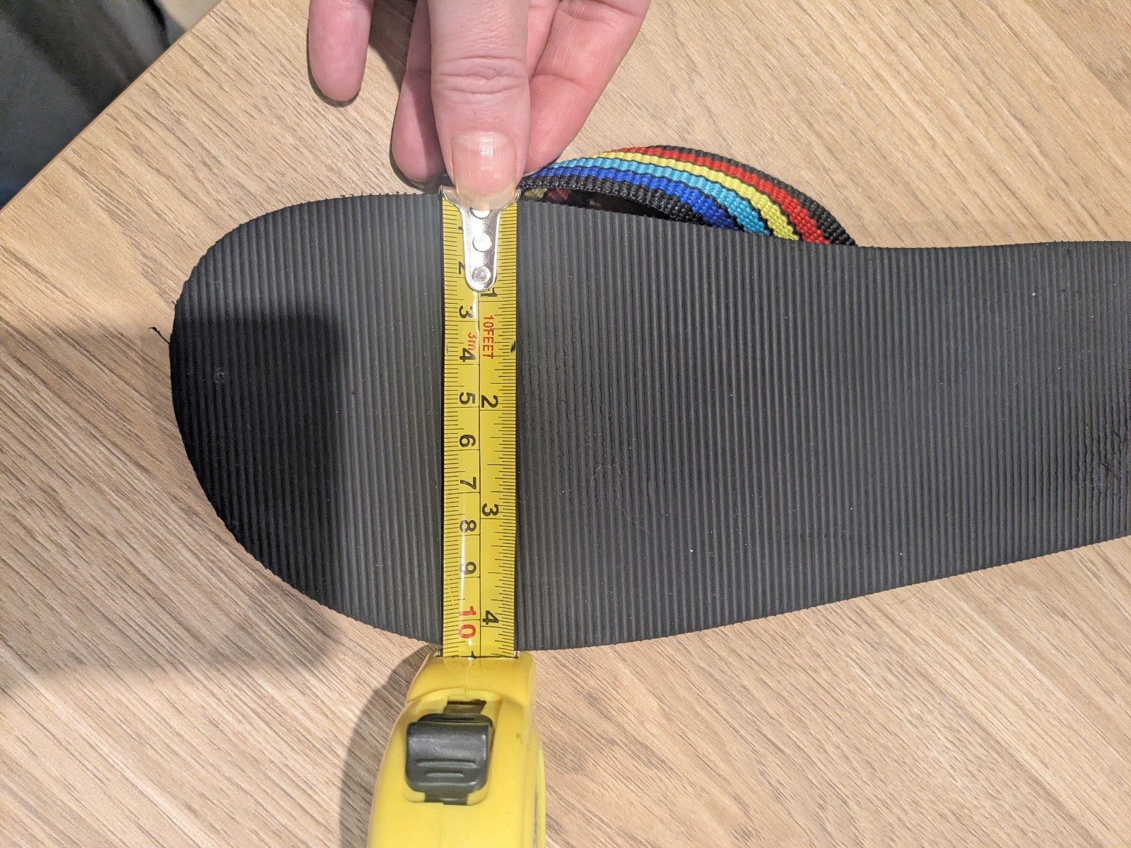Retro Rainbow flip flops/Thongs Unisex image 7