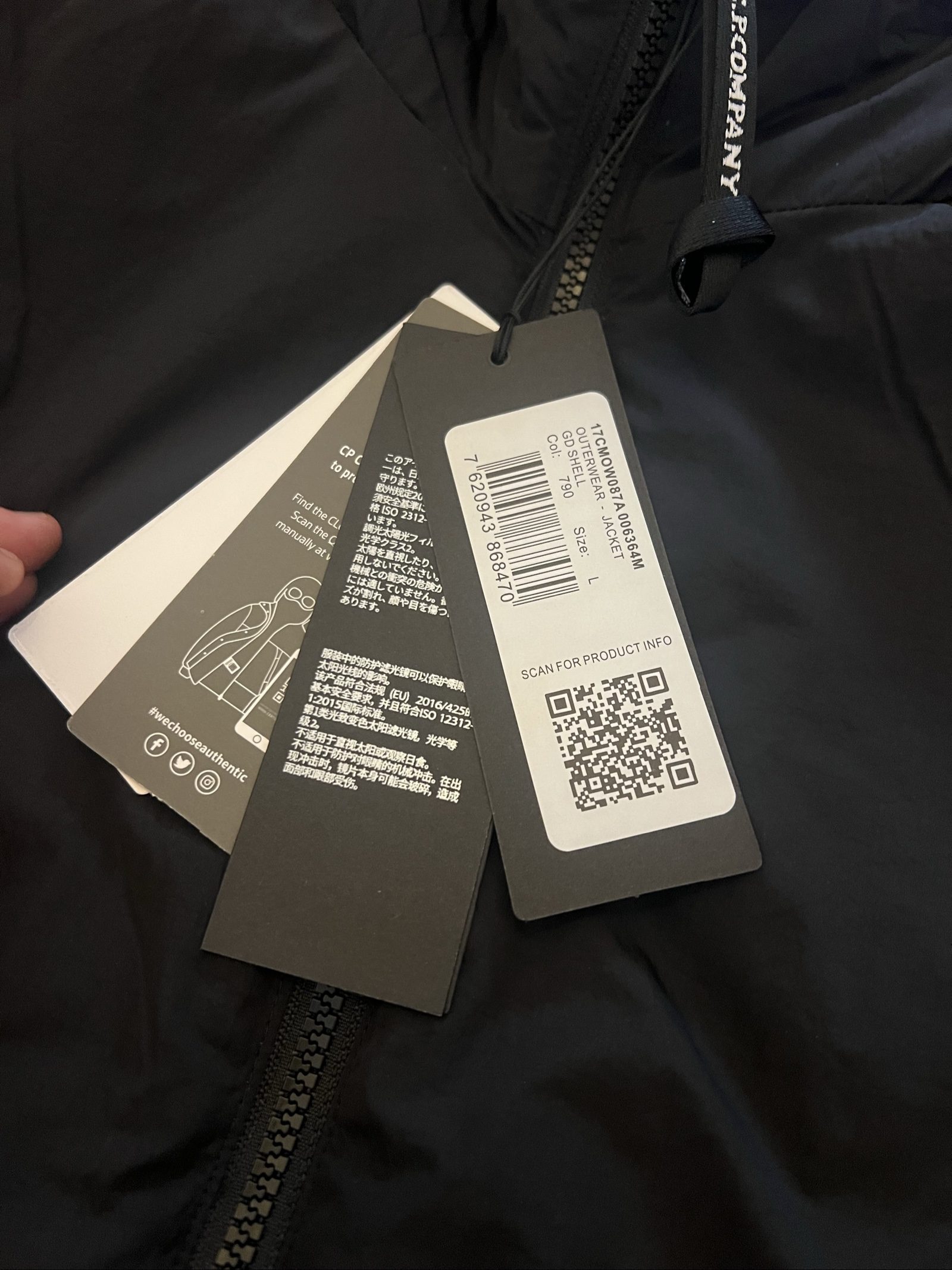 C.P. Company GD Shell Mixed Goggle Hooded Jacket image 6