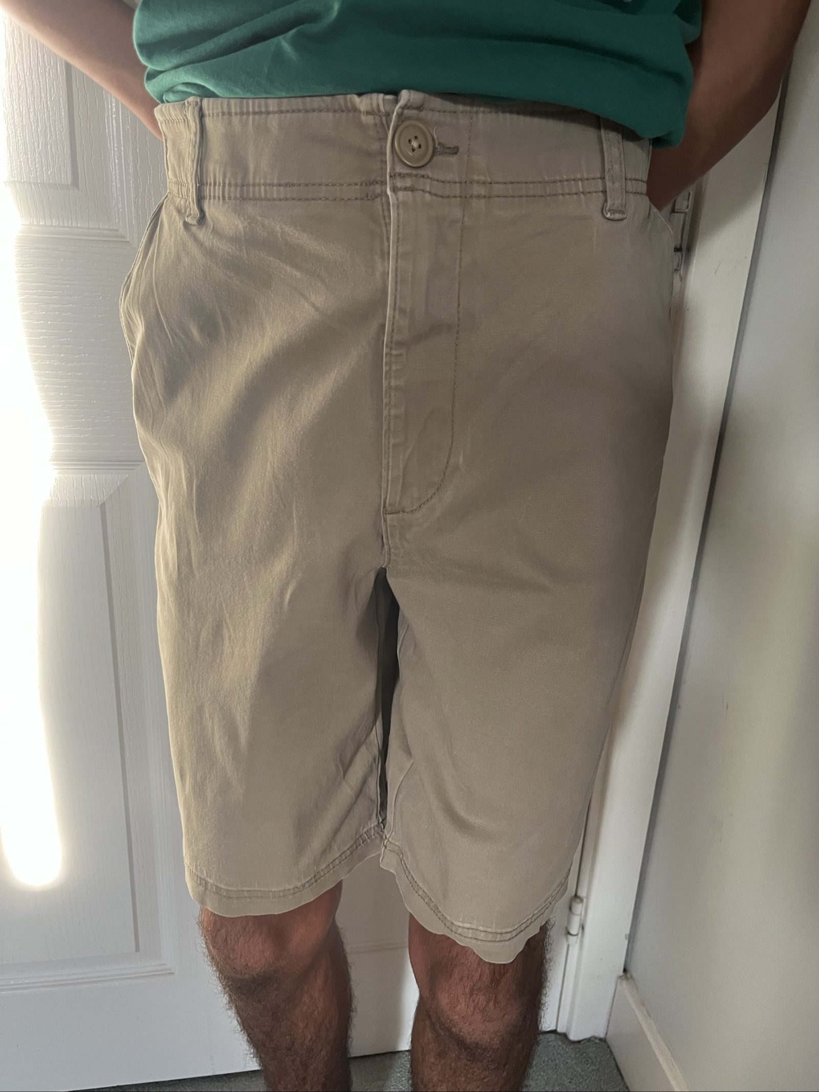 Lee Men Beige Extreme Motion Chino Shorts Medium