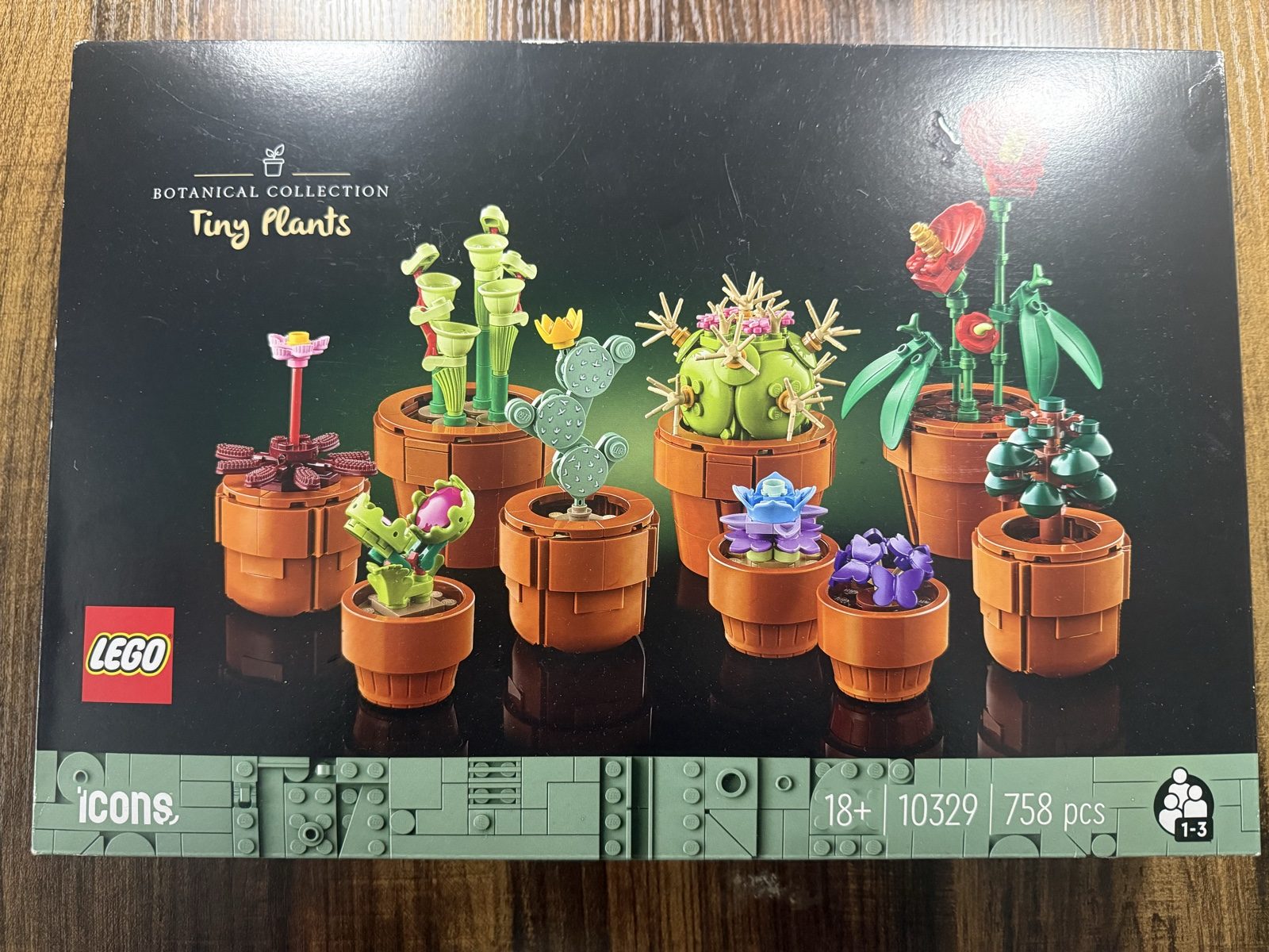 LEGO Botanical Collection Tiny Plants Building Set 758 pcs image 4