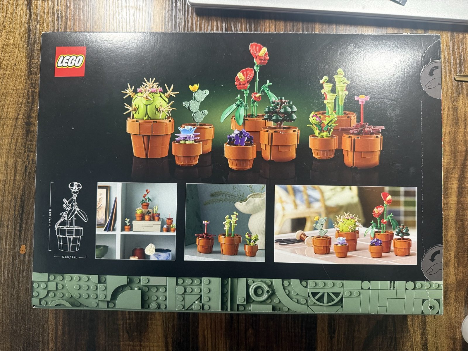 LEGO Botanical Collection Tiny Plants Building Set 758 pcs image 3