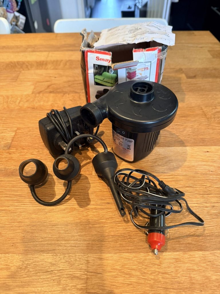 Smay Black Electric Air Pump HS-208 with AC/DC Adapters