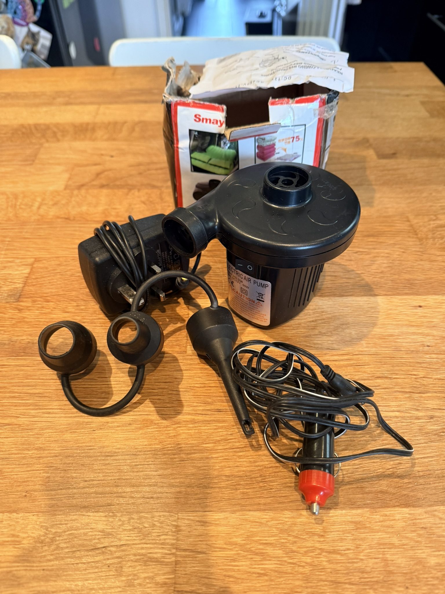 Smay Black Electric Air Pump HS-208 with AC/DC Adapters