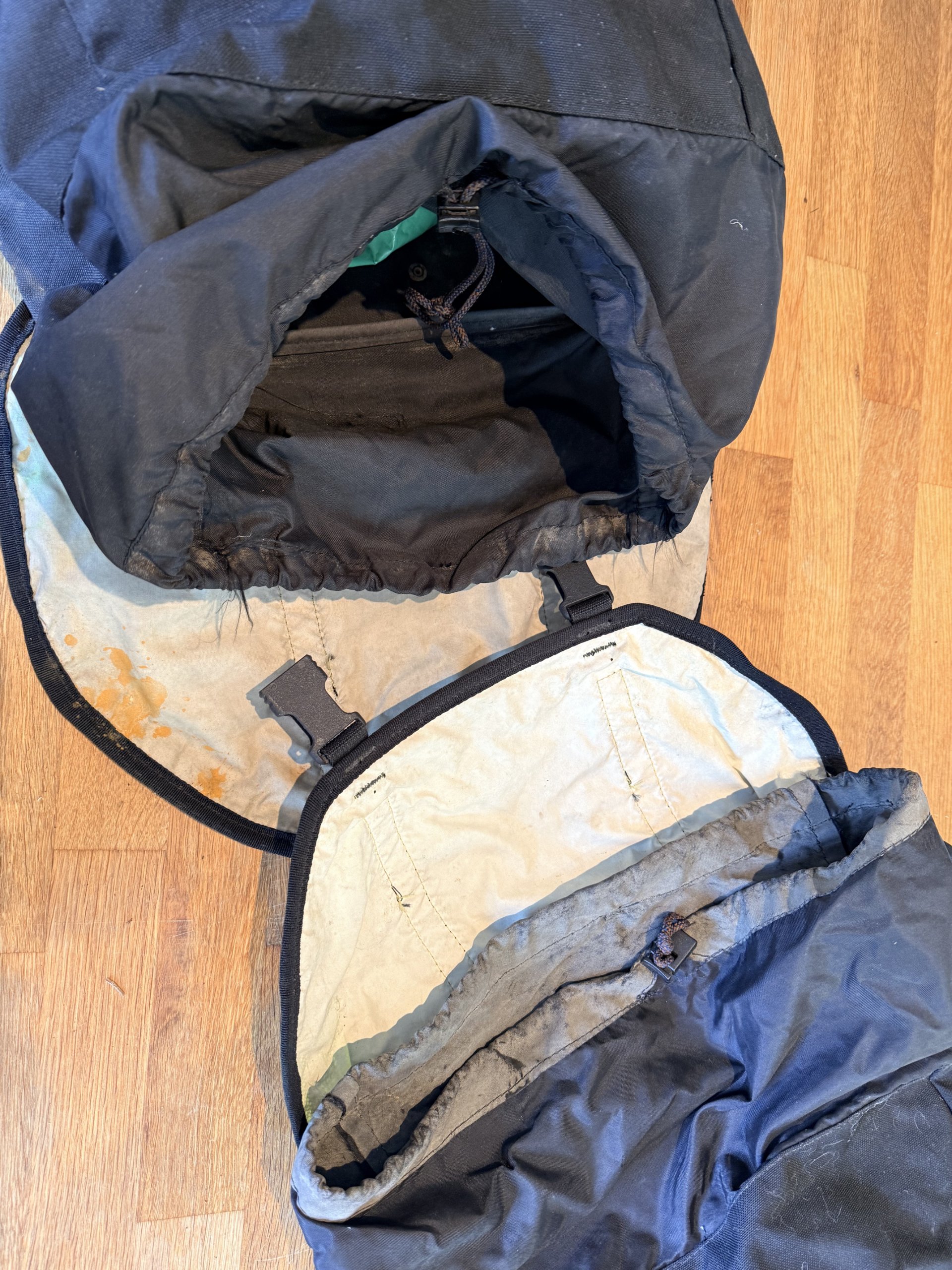 Vintage 90s Karrimor Black & Yellow Bicycle rear Pannier Bags Pair image 4