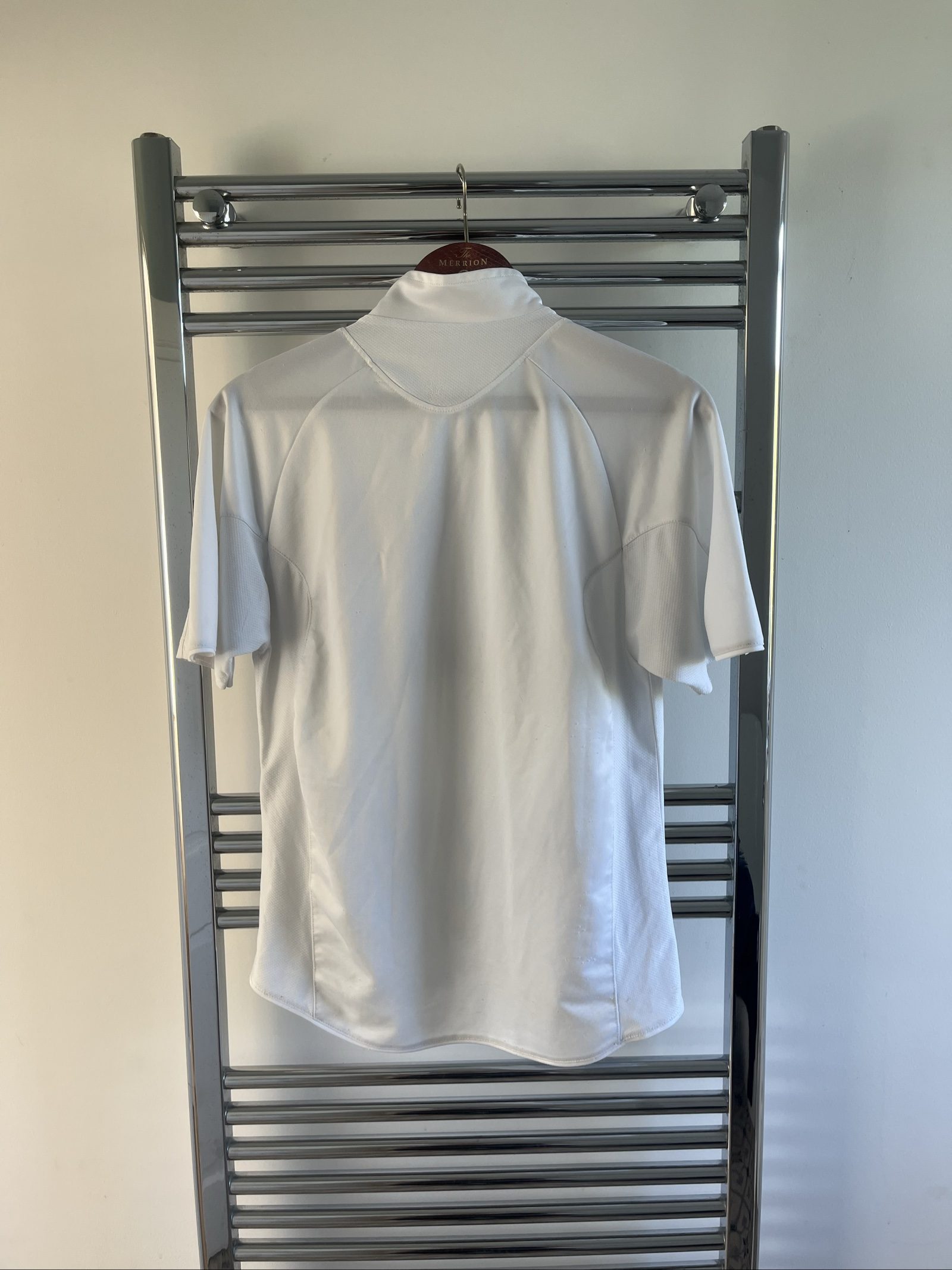 Jako White Fraport Football Shirt Medium image 5