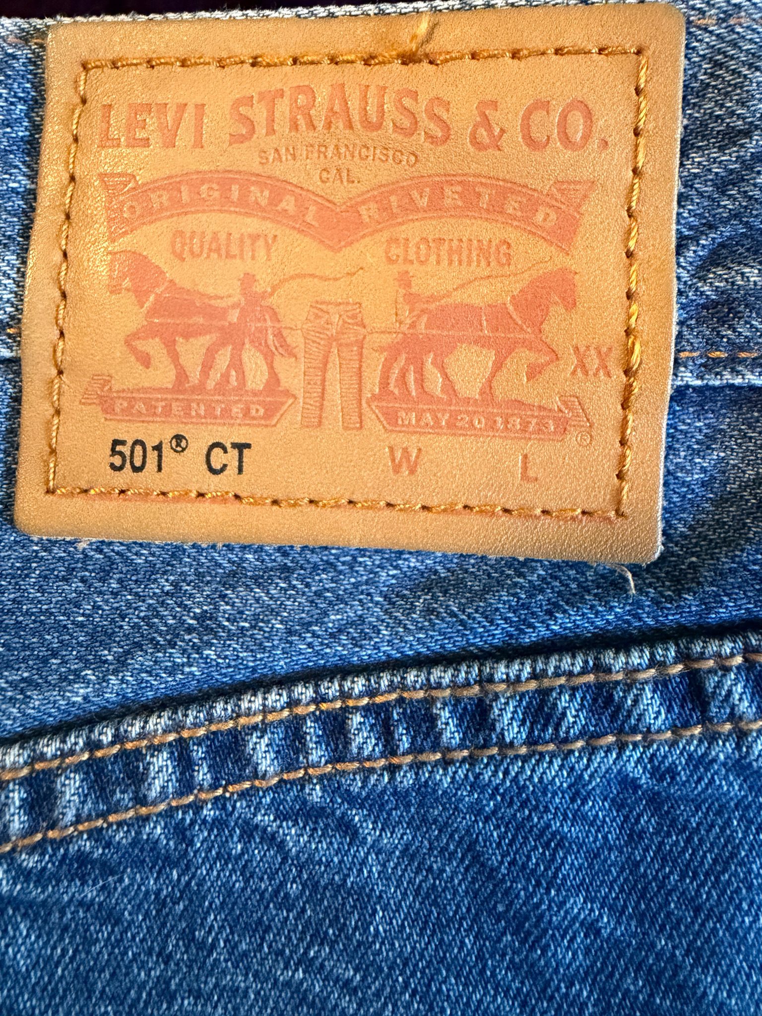 Levi's Women's 501 CT Customized Tapered Jeans 27x32 (Fits 32x27) Button Fly image 3