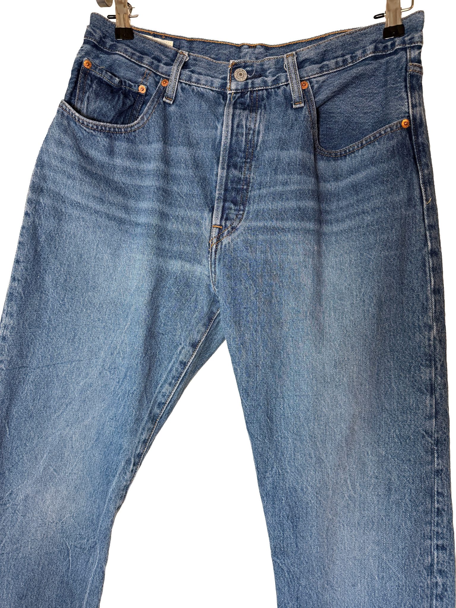 Levi's 501 Original Fit Straight Leg Jeans Medium Wash Blue Denim W31 L30 (Fits 32x29) image 3