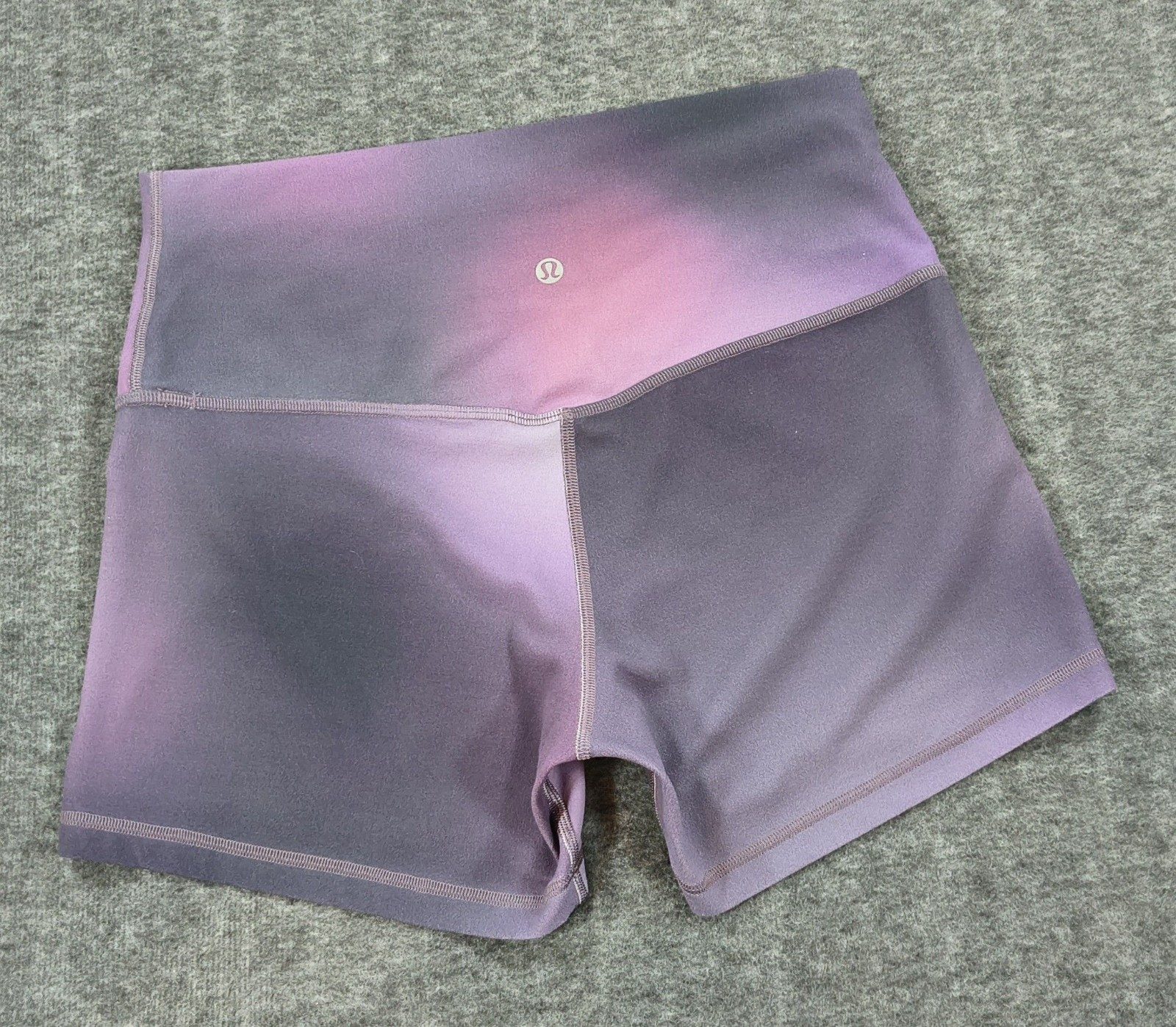Lululemon Women's Purple Gradient Athletic Shorts Size 10 NWOT image 2