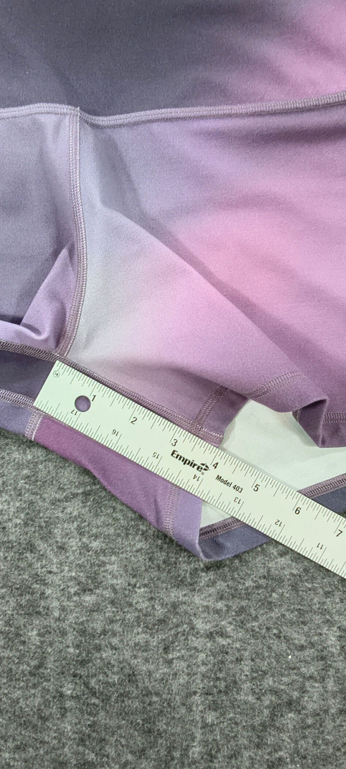 Lululemon Women's Purple Gradient Athletic Shorts Size 10 NWOT image 9
