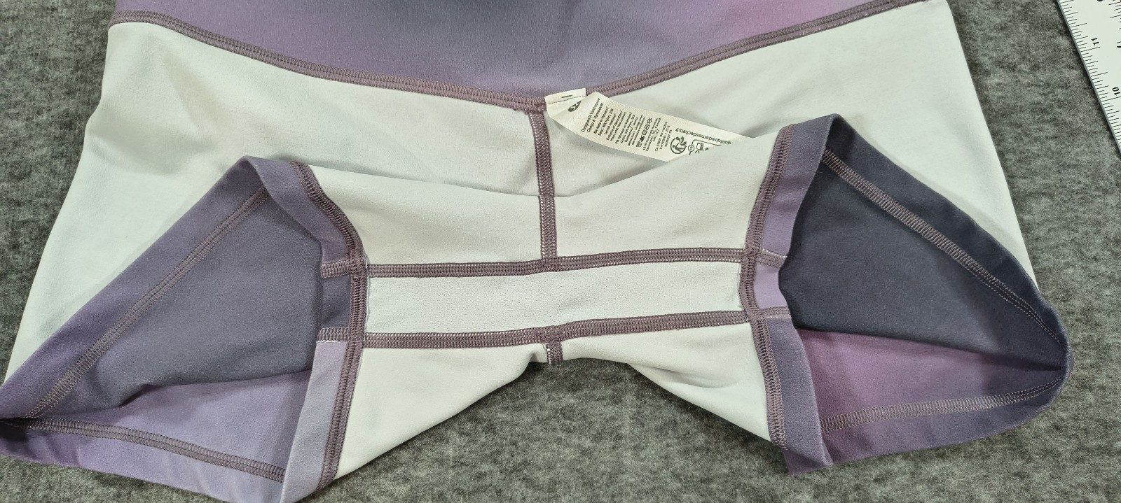 Lululemon Women's Purple Gradient Athletic Shorts Size 10 NWOT image 10